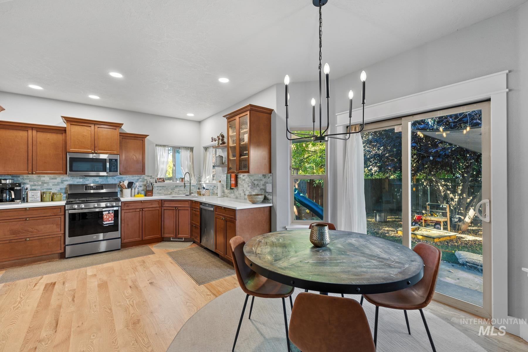 4811 S Silverhills Ave, Boise, Idaho 83709, 4 Bedrooms, 2.5 Bathrooms, Residential For Sale, Price $519,900,MLS 99001607