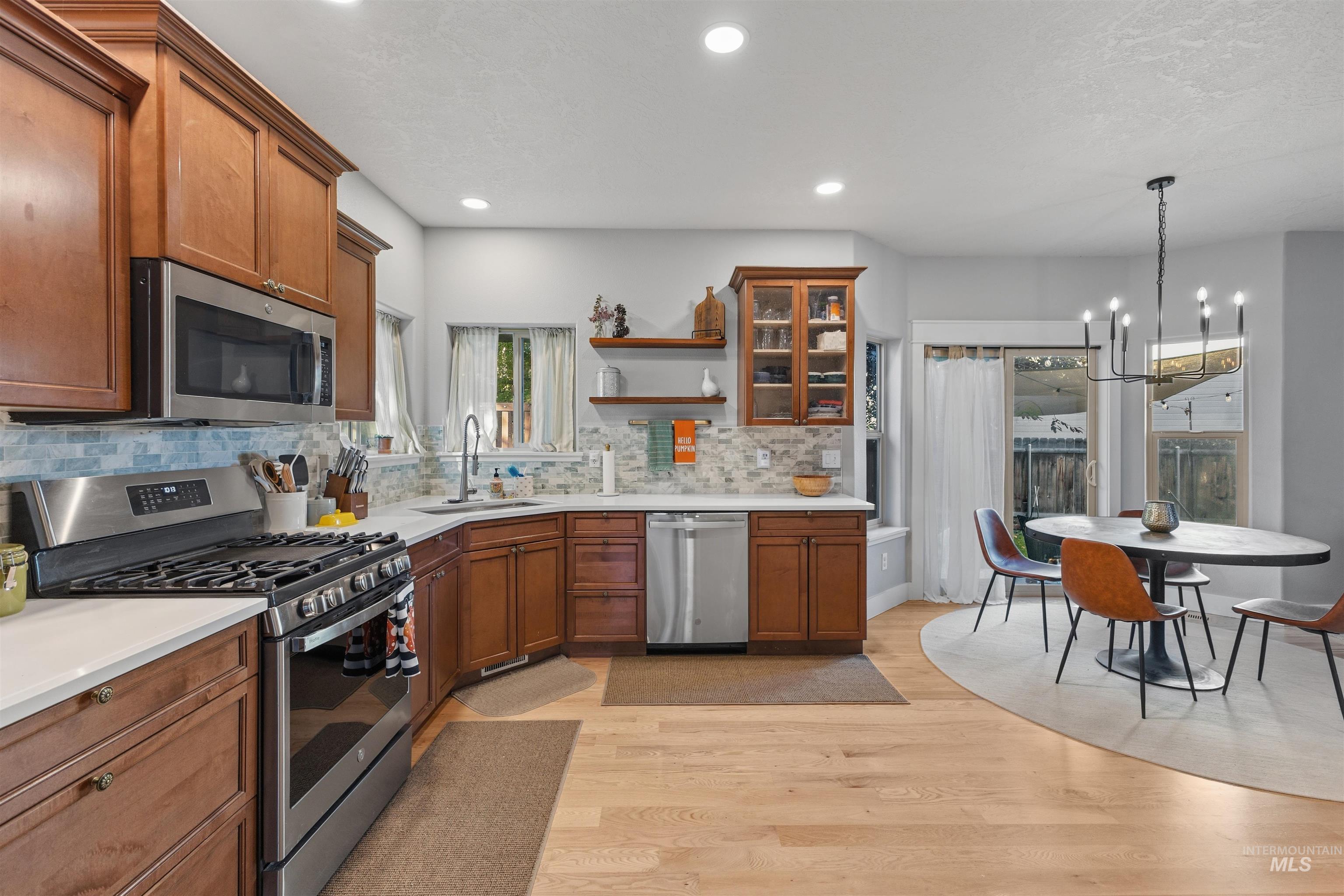 4811 S Silverhills Ave, Boise, Idaho 83709, 4 Bedrooms, 2.5 Bathrooms, Residential For Sale, Price $519,900,MLS 99001607