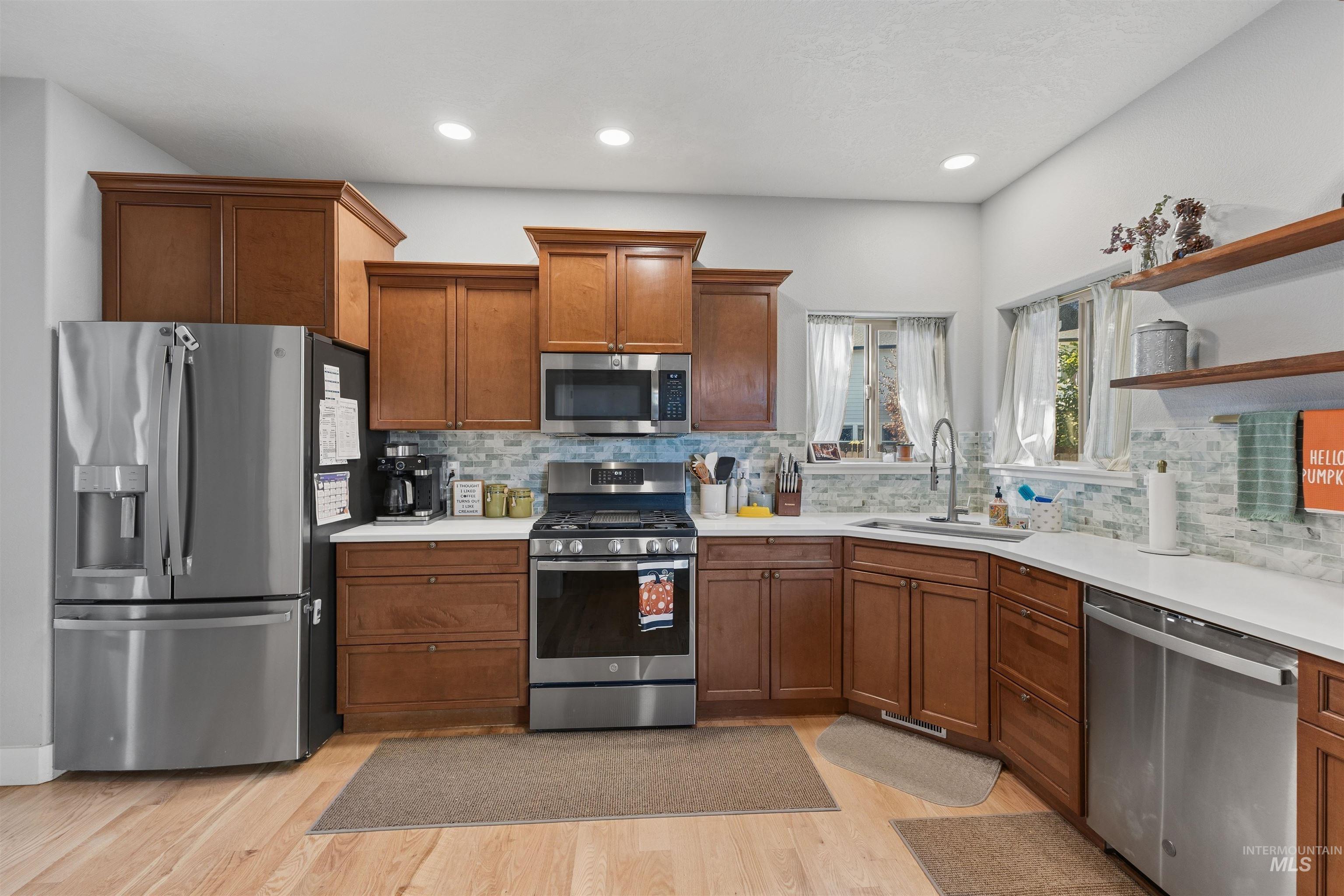 4811 S Silverhills Ave, Boise, Idaho 83709, 4 Bedrooms, 2.5 Bathrooms, Residential For Sale, Price $519,900,MLS 99001607