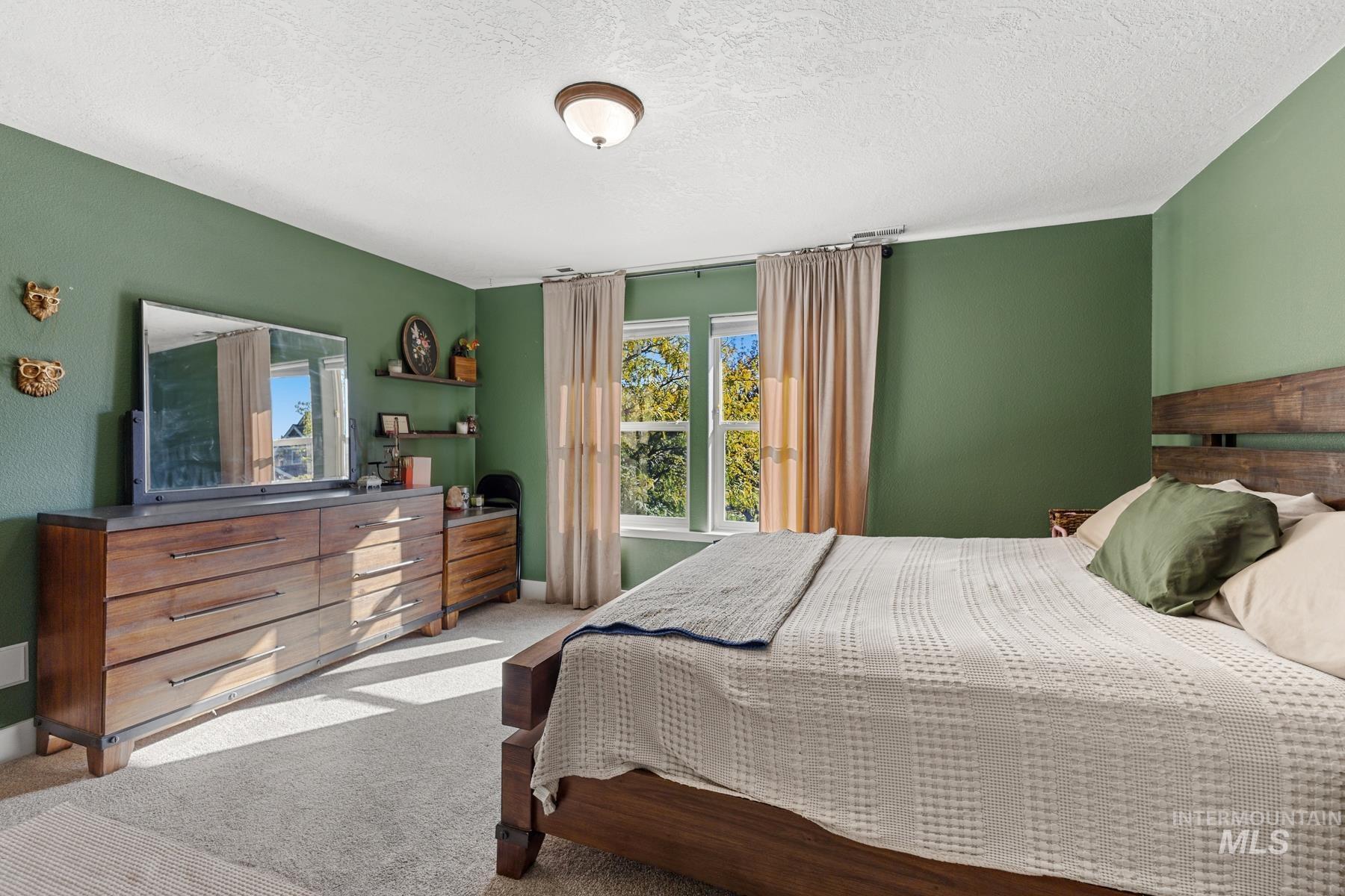 4811 S Silverhills Ave, Boise, Idaho 83709, 4 Bedrooms, 2.5 Bathrooms, Residential For Sale, Price $519,900,MLS 99001607