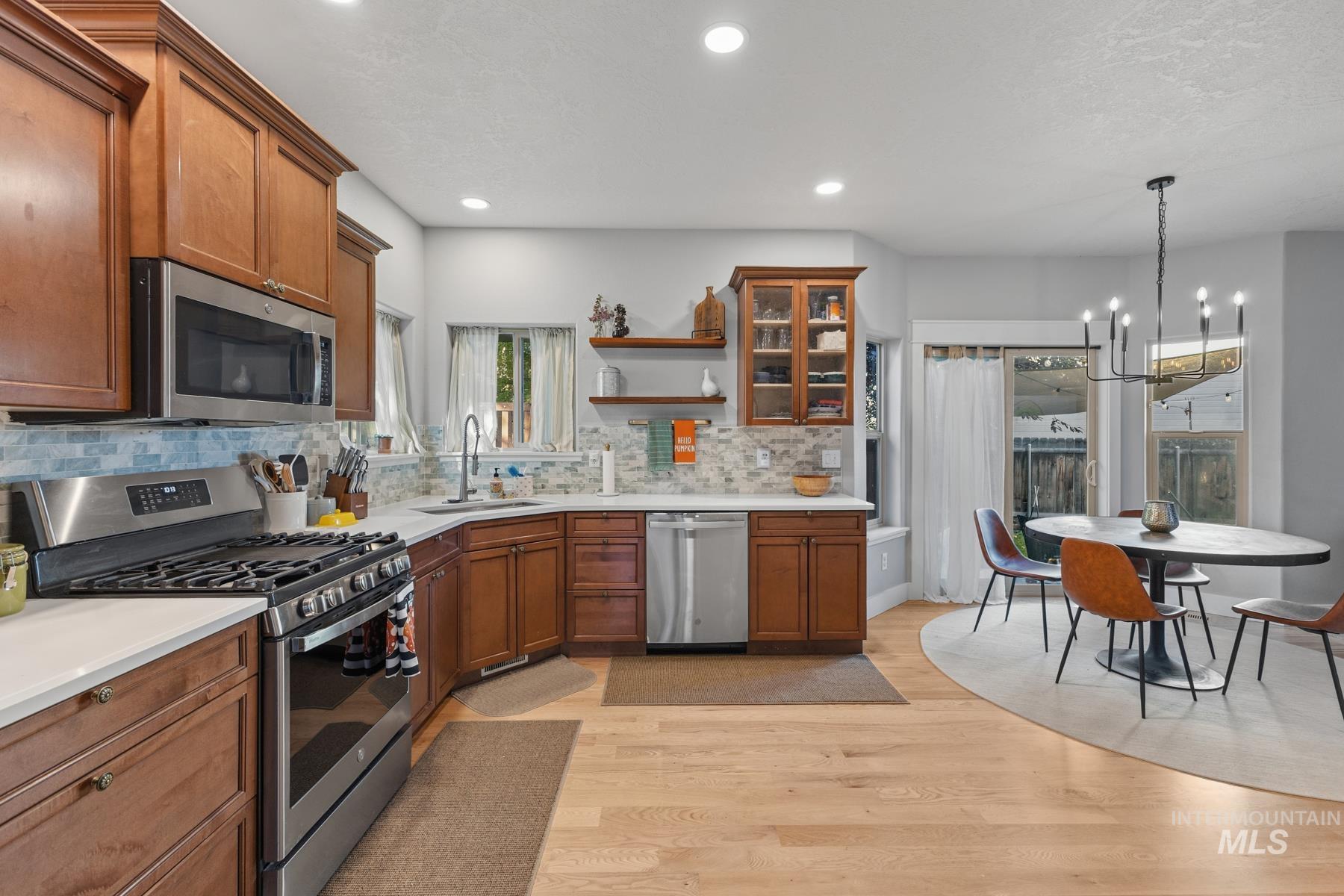 4811 S Silverhills Ave, Boise, Idaho 83709, 4 Bedrooms, 2.5 Bathrooms, Residential For Sale, Price $519,900,MLS 99001607