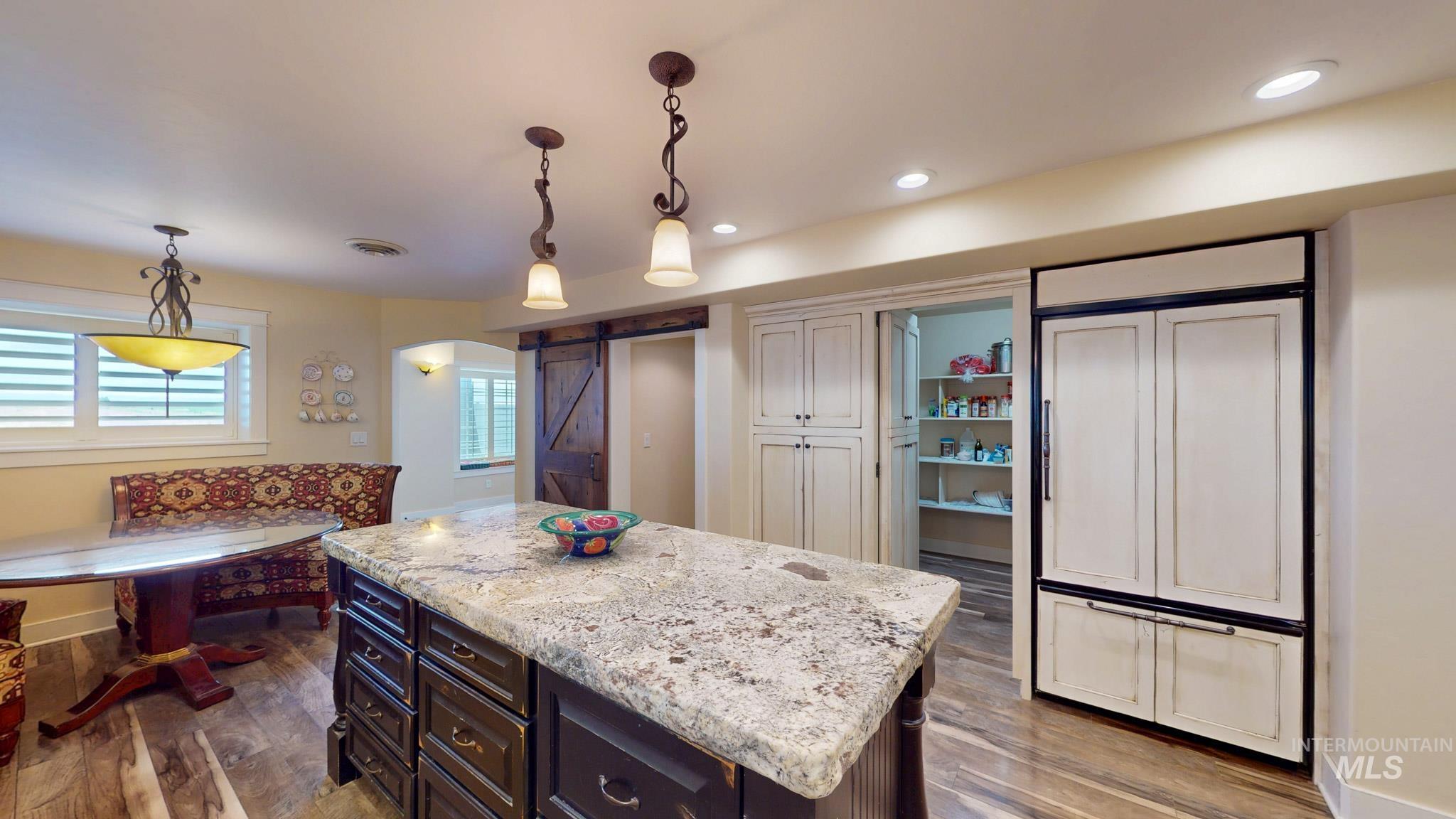 3350 E 4000 N, Kimberly, Idaho 83341, 5 Bedrooms, 4 Bathrooms, Residential For Sale, Price $1,070,000, 99001609
