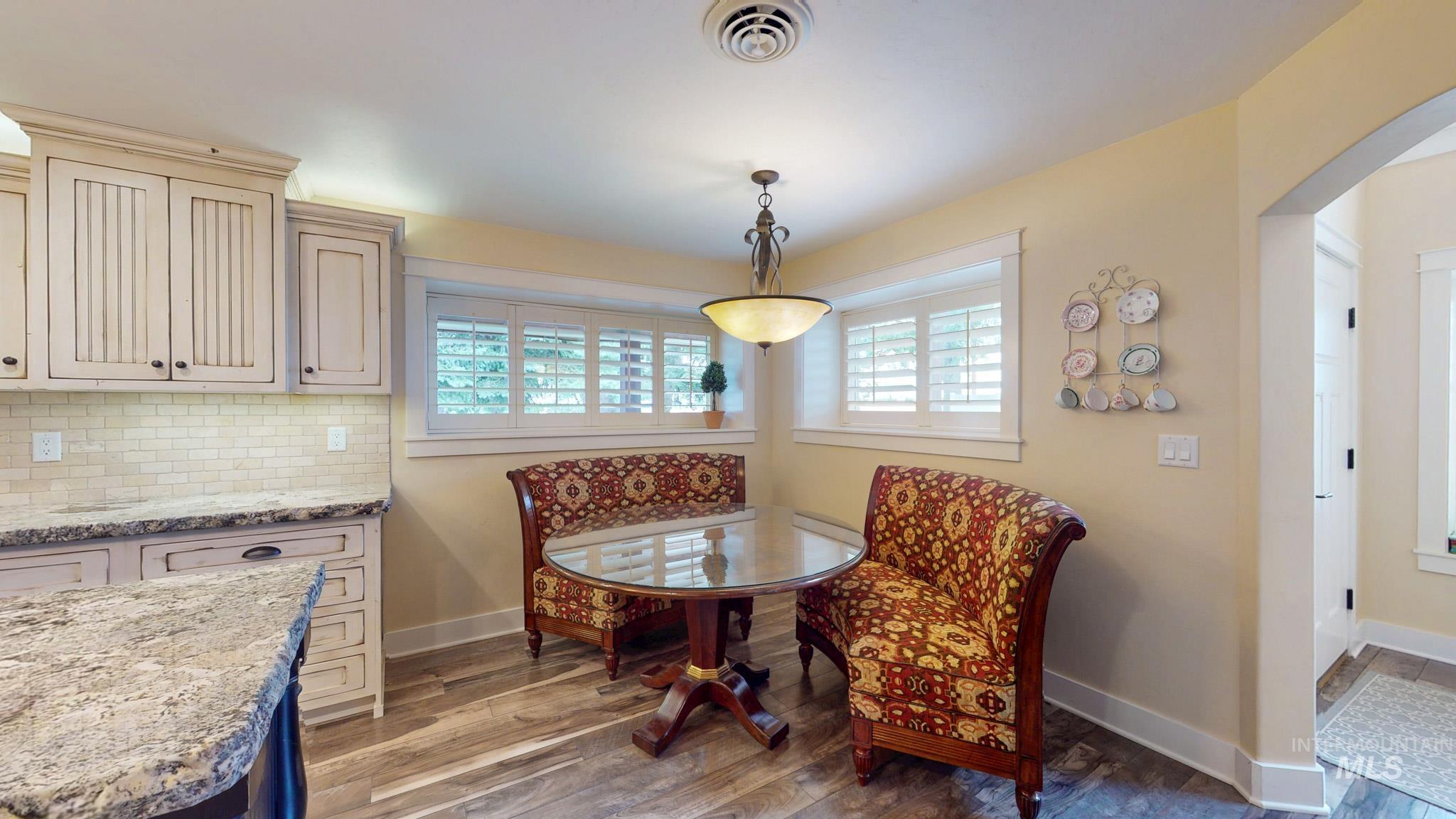 3350 E 4000 N, Kimberly, Idaho 83341, 5 Bedrooms, 4 Bathrooms, Residential For Sale, Price $1,070,000, 99001609