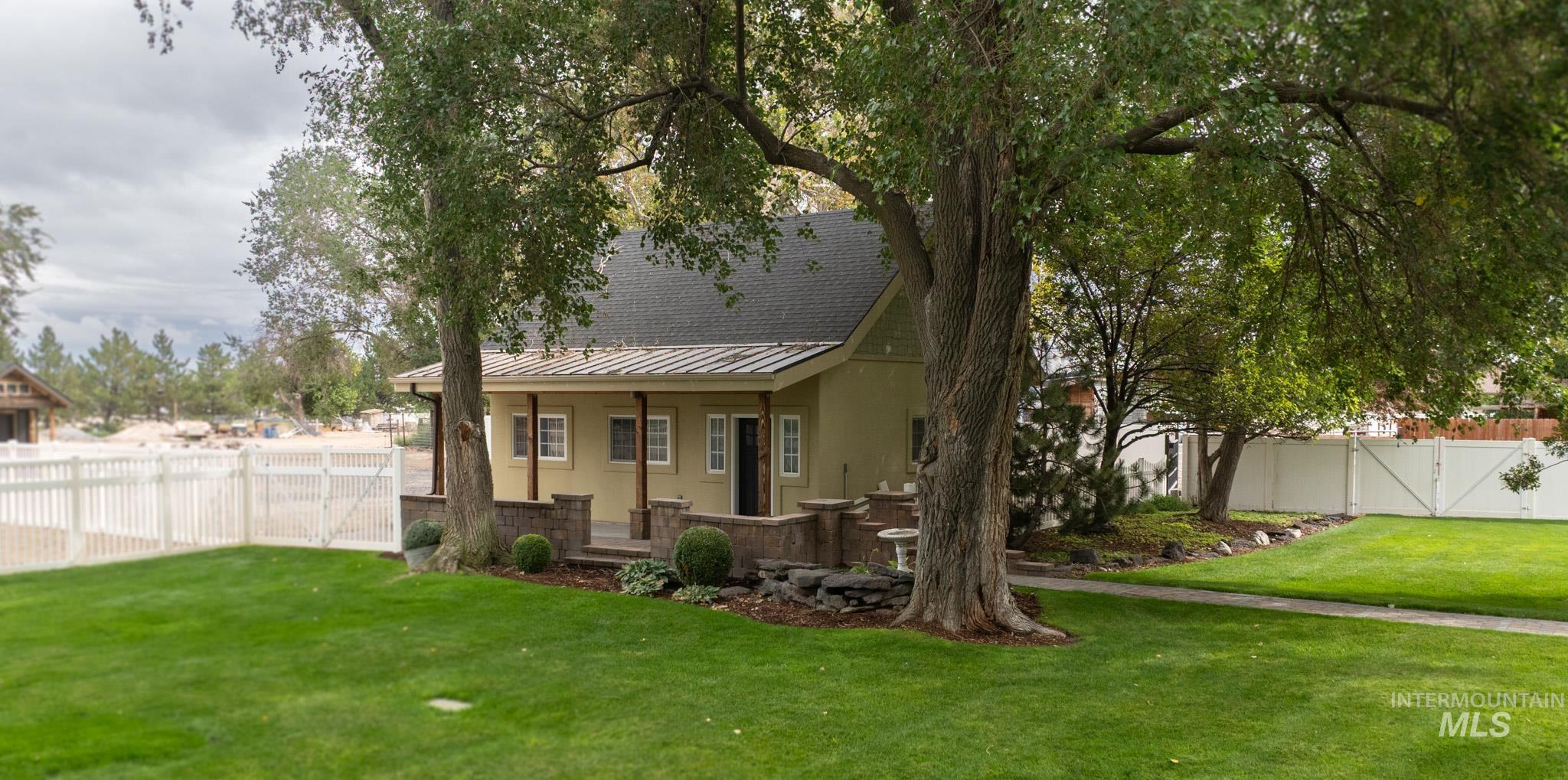 3350 E 4000 N, Kimberly, Idaho 83341, 5 Bedrooms, 4 Bathrooms, Residential For Sale, Price $1,070,000, 99001609