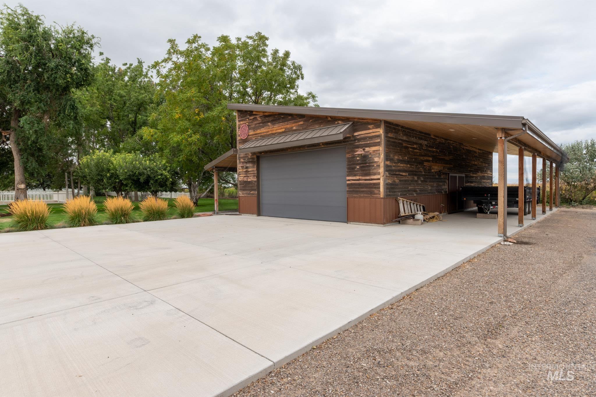3350 E 4000 N, Kimberly, Idaho 83341, 5 Bedrooms, 4 Bathrooms, Residential For Sale, Price $1,070,000, 99001609