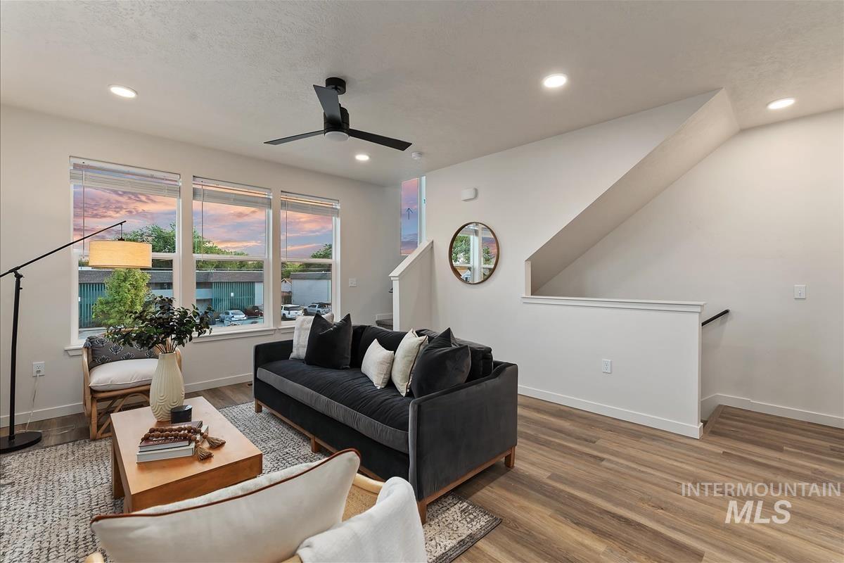 1044 W Melrose St, Boise, Idaho 83706, 2 Bedrooms, 2.5 Bathrooms, Residential For Sale, Price $539,900,MLS 99001610