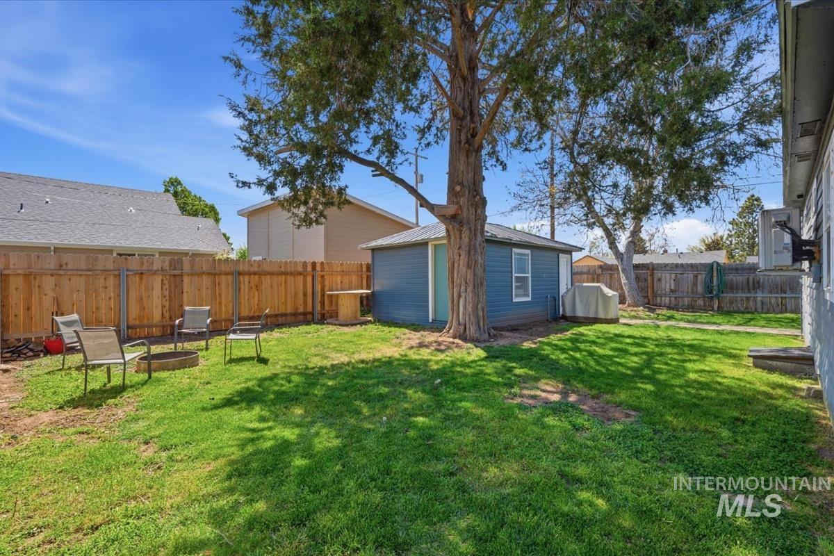 211 W. Dewey Ave., Nampa, Idaho 83686, 2 Bedrooms, 1 Bathroom, Residential For Sale, Price $304,900,MLS 99001613