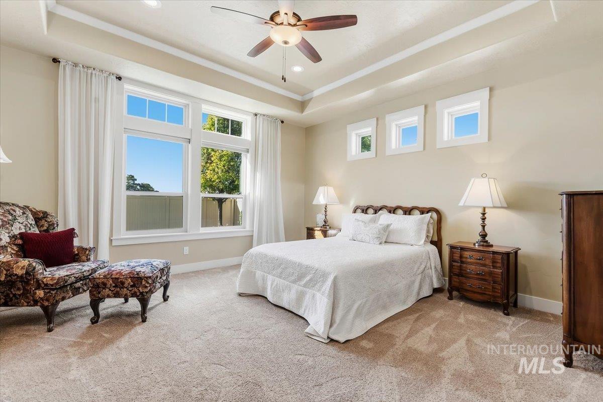 925 W Mollywood Dr, Nampa, Idaho 83686, 3 Bedrooms, 2 Bathrooms, Residential For Sale, Price $580,000, 99001621