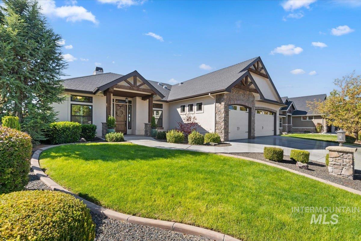 925 W Mollywood Dr, Nampa, Idaho 83686, 3 Bedrooms, 2 Bathrooms, Residential For Sale, Price $580,000, 99001621
