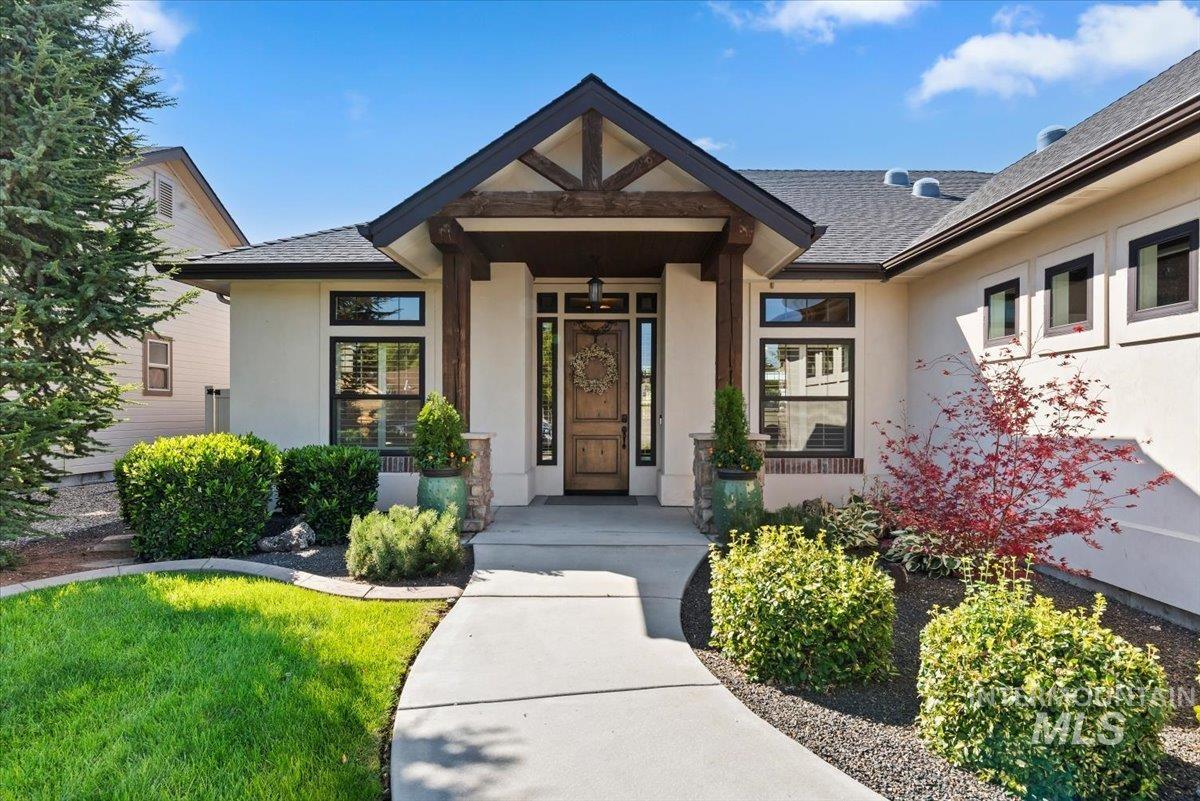925 W Mollywood Dr, Nampa, Idaho 83686, 3 Bedrooms, 2 Bathrooms, Residential For Sale, Price $580,000, 99001621