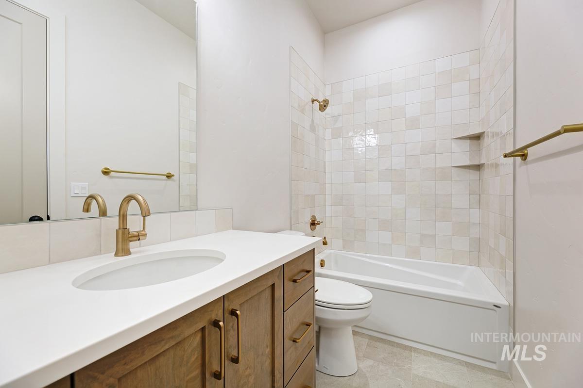14119 N Goldfinch Ave, Boise, Idaho 83714, 3 Bedrooms, 3.5 Bathrooms, Residential For Sale, Price $1,235,956, 99001625