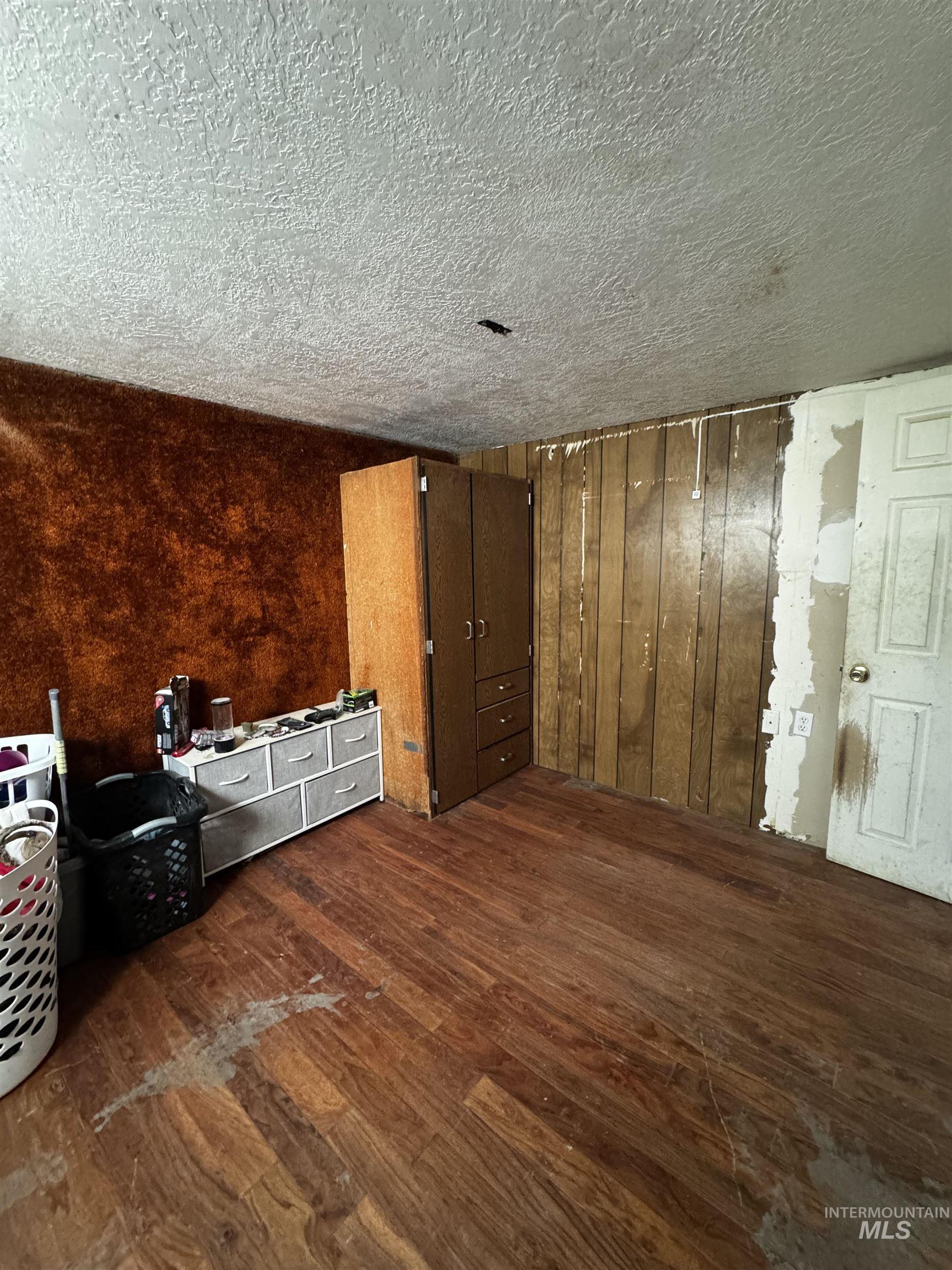 232 Glacier Drive, Jerome, Idaho 83338, 4 Bedrooms, 2 Bathrooms, Residential For Sale, Price $244,000,MLS 99001631