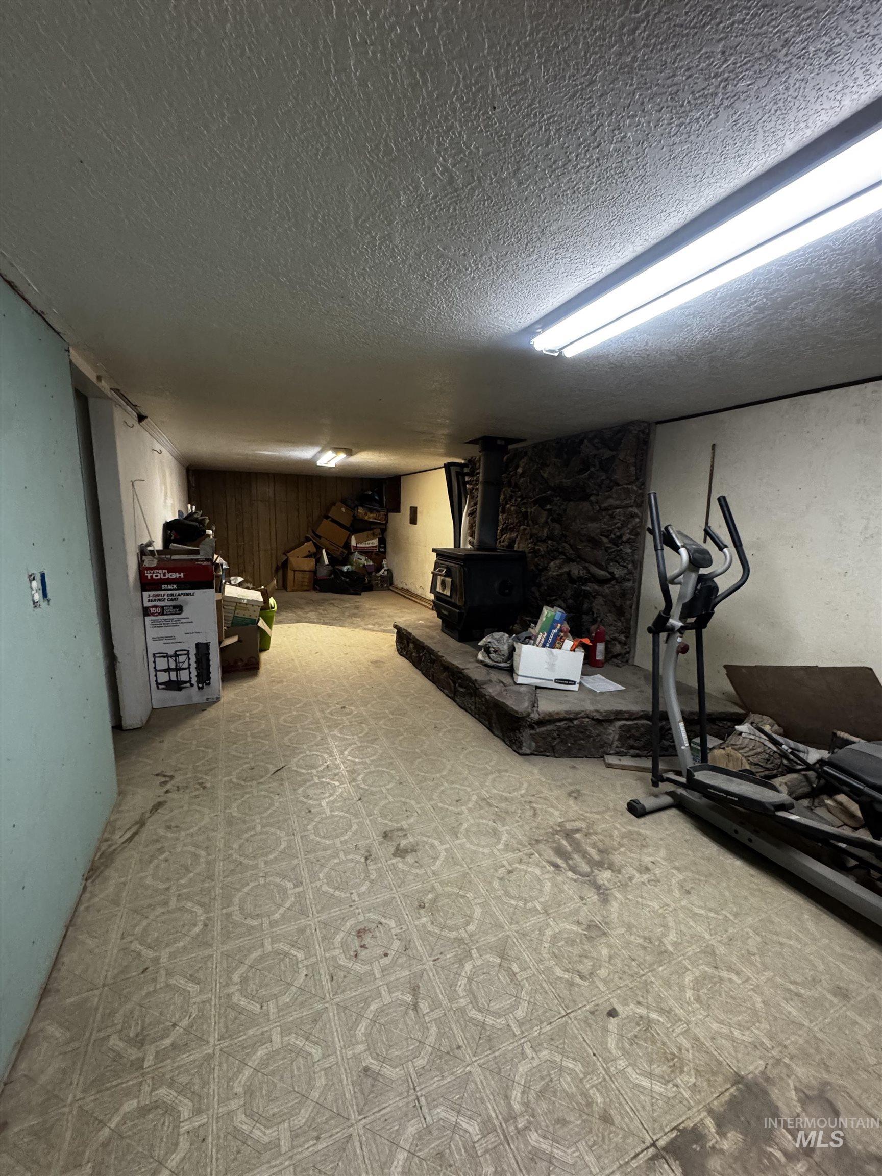 232 Glacier Drive, Jerome, Idaho 83338, 4 Bedrooms, 2 Bathrooms, Residential For Sale, Price $244,000,MLS 99001631