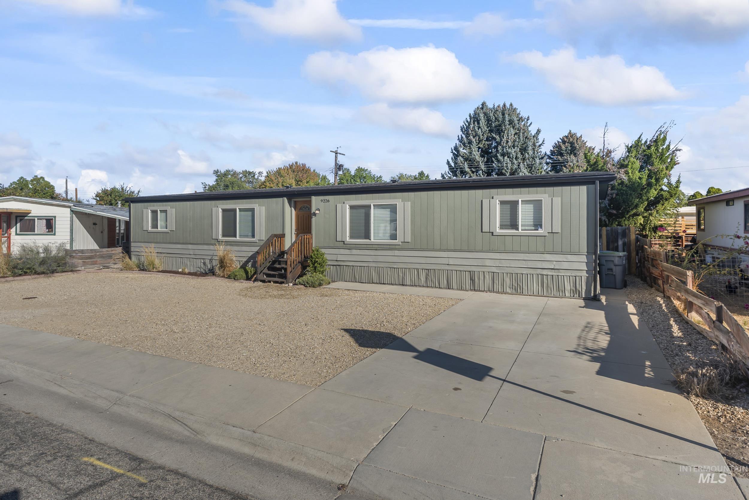 9226 W Irving St, Boise, Idaho 83704, 4 Bedrooms, 2 Bathrooms, Residential For Sale, Price $295,000,MLS 99001636