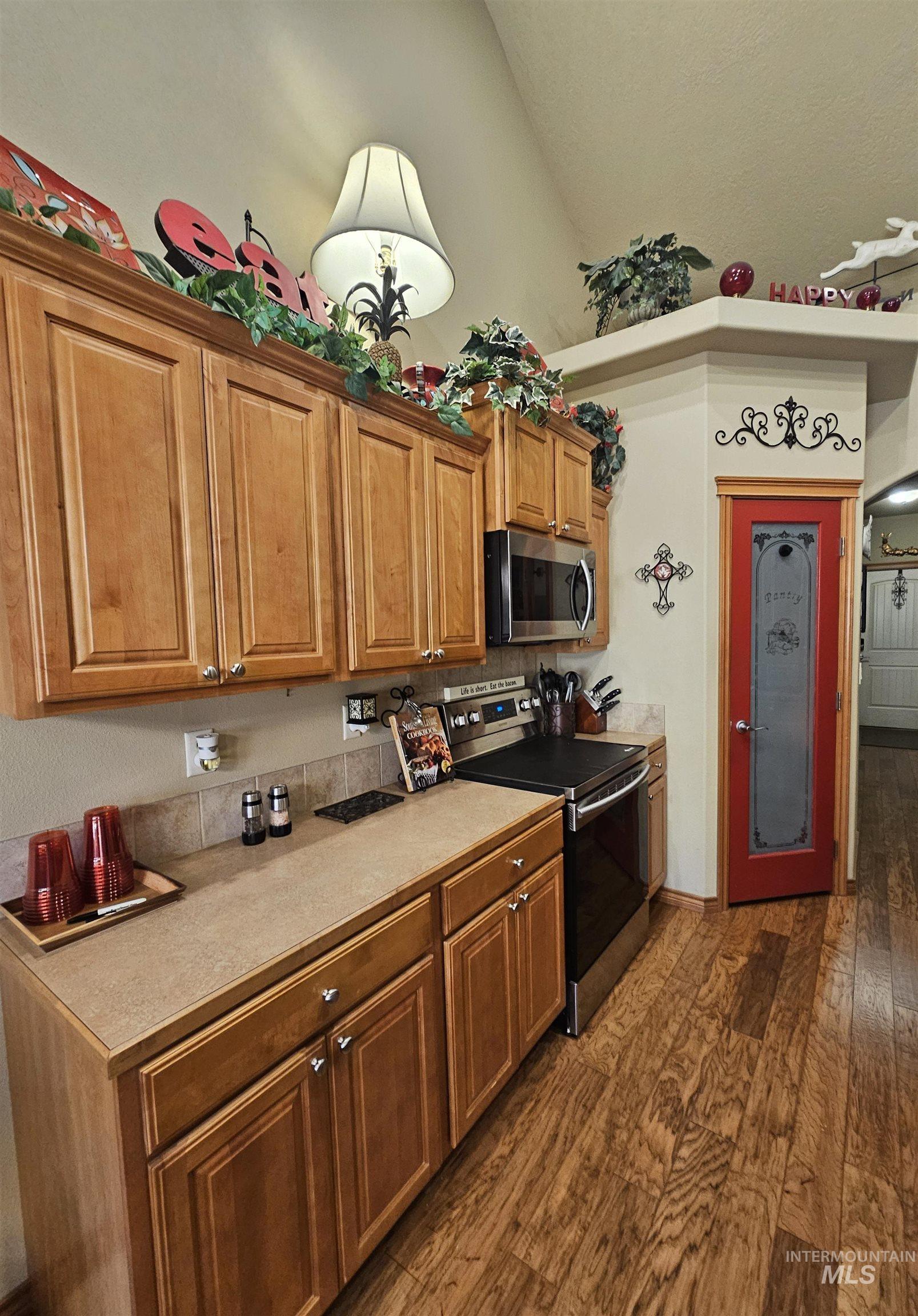 3712 N Twin Eagles Way, Meridian, Idaho 83646, 3 Bedrooms, 2 Bathrooms, Residential For Sale, Price $622,000, 99001639