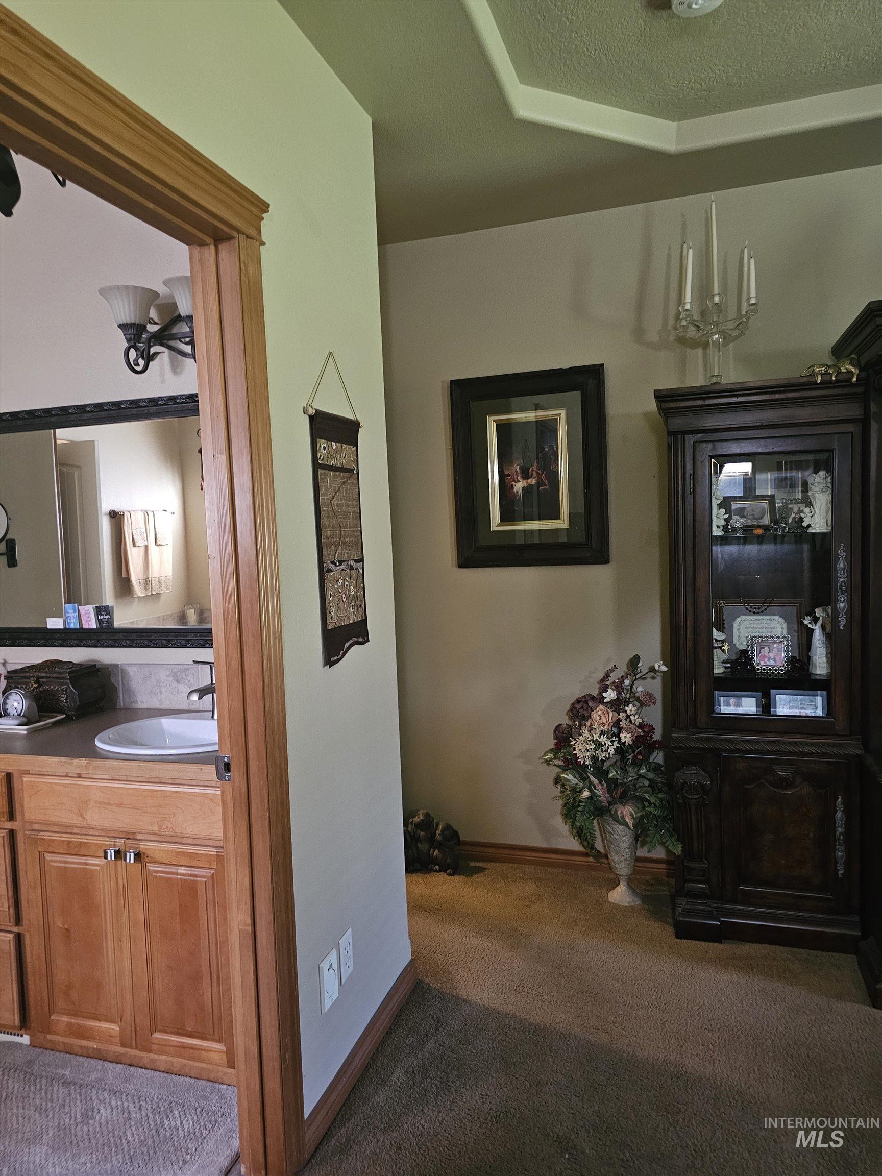 3712 N Twin Eagles Way, Meridian, Idaho 83646, 3 Bedrooms, 2 Bathrooms, Residential For Sale, Price $622,000, 99001639
