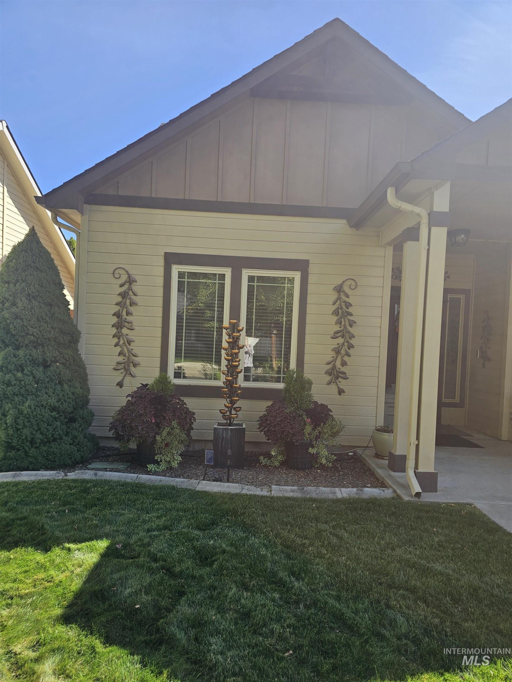 3712 N Twin Eagles Way, Meridian, Idaho 83646, 3 Bedrooms, 2 Bathrooms, Residential For Sale, Price $622,000, 99001639