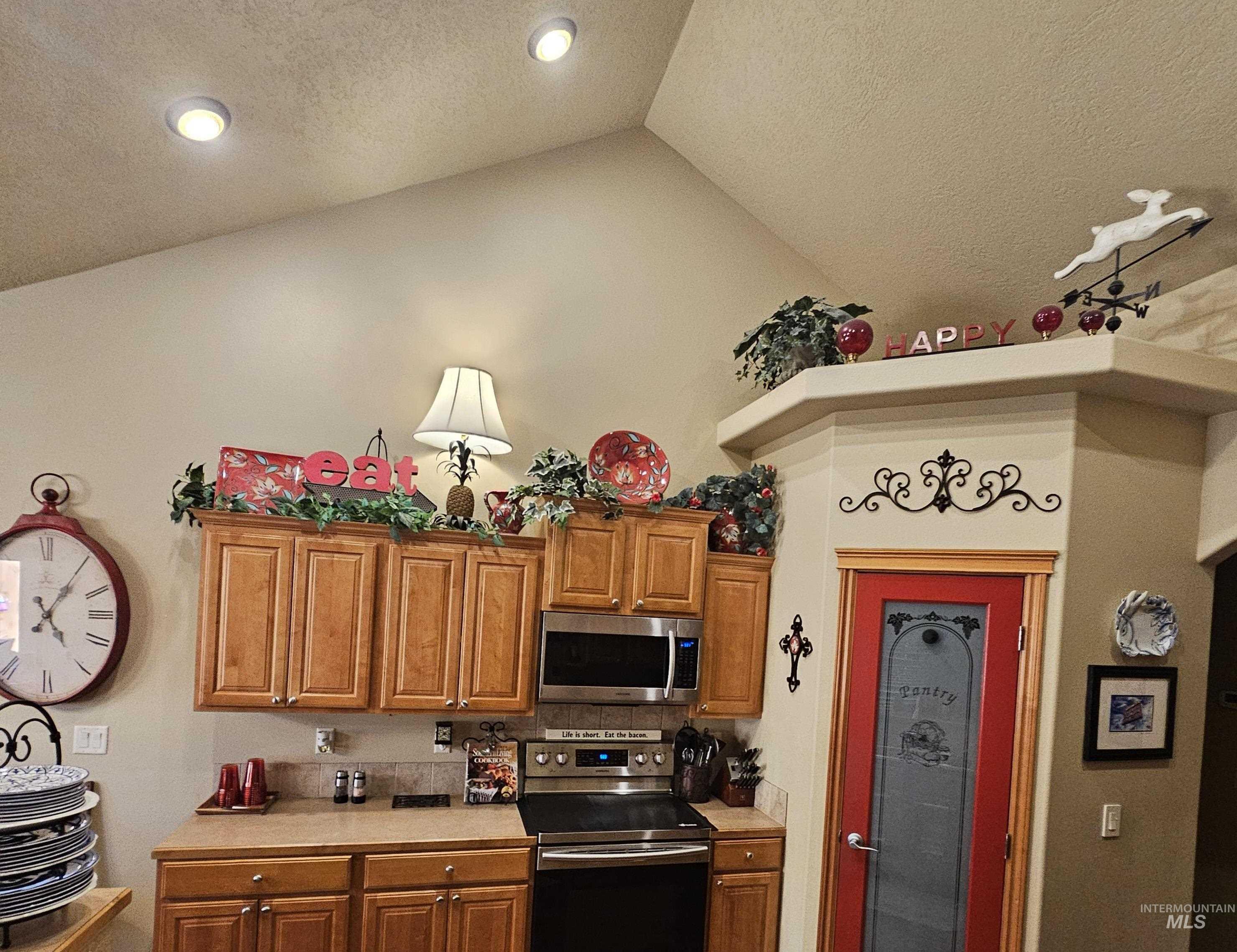 3712 N Twin Eagles Way, Meridian, Idaho 83646, 3 Bedrooms, 2 Bathrooms, Residential For Sale, Price $622,000, 99001639