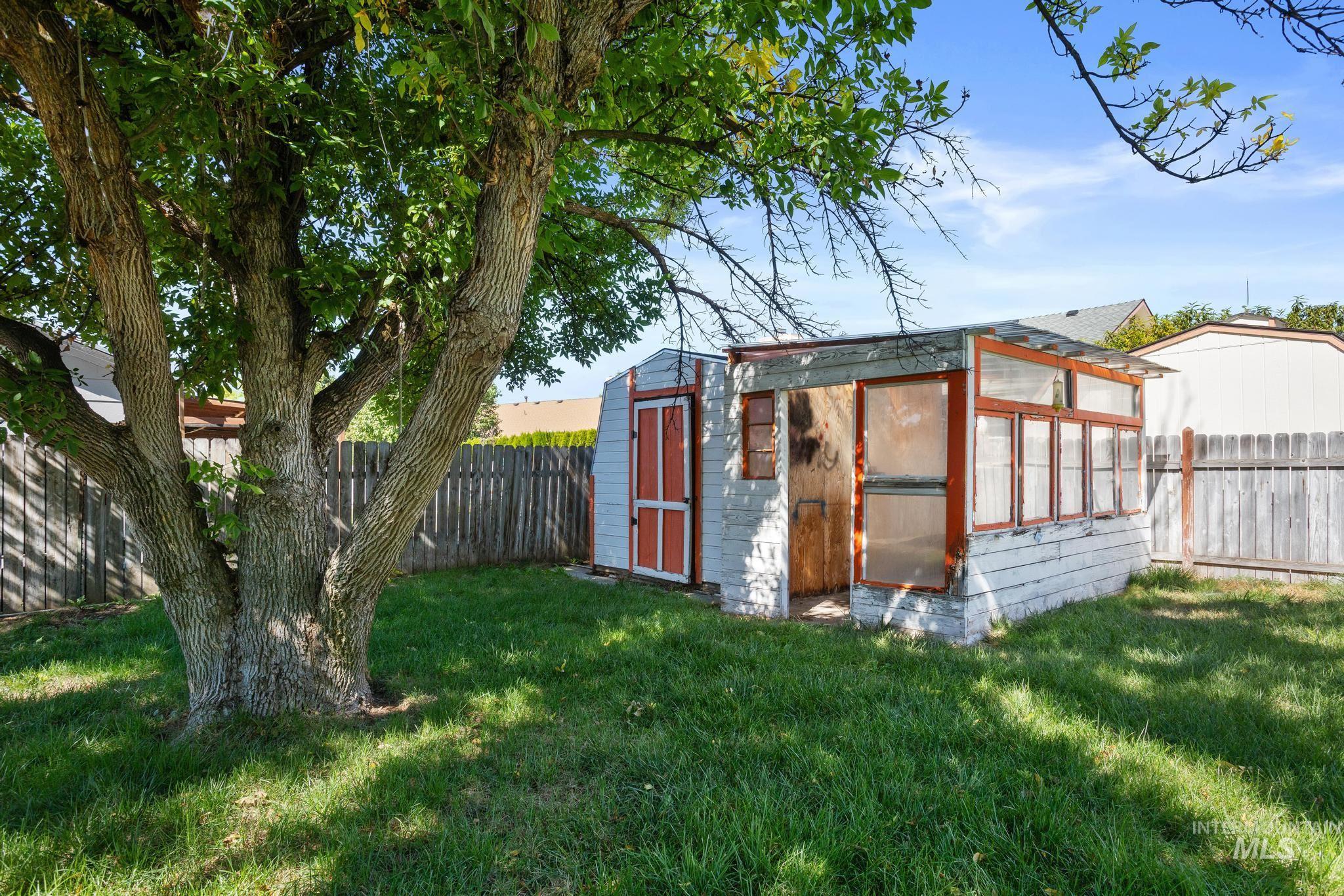 2172 W Hendricks St, Meridian, Idaho 83646, 3 Bedrooms, 2 Bathrooms, Residential For Sale, Price $415,000, 99001640