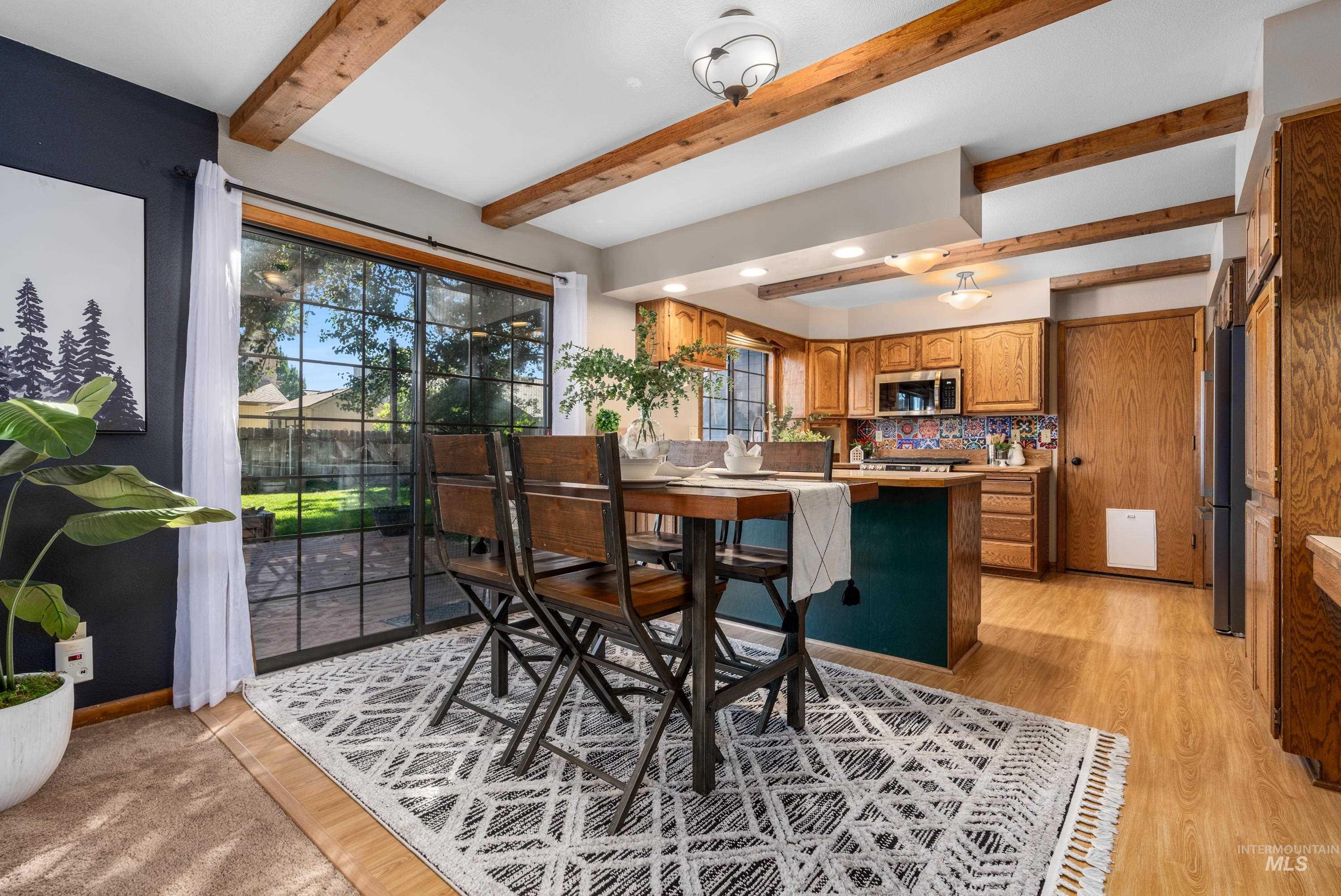 9401 W Stonehill Ct, Boise, Idaho 83709, 5 Bedrooms, 2.5 Bathrooms, Residential For Sale, Price $559,900,MLS 99001647