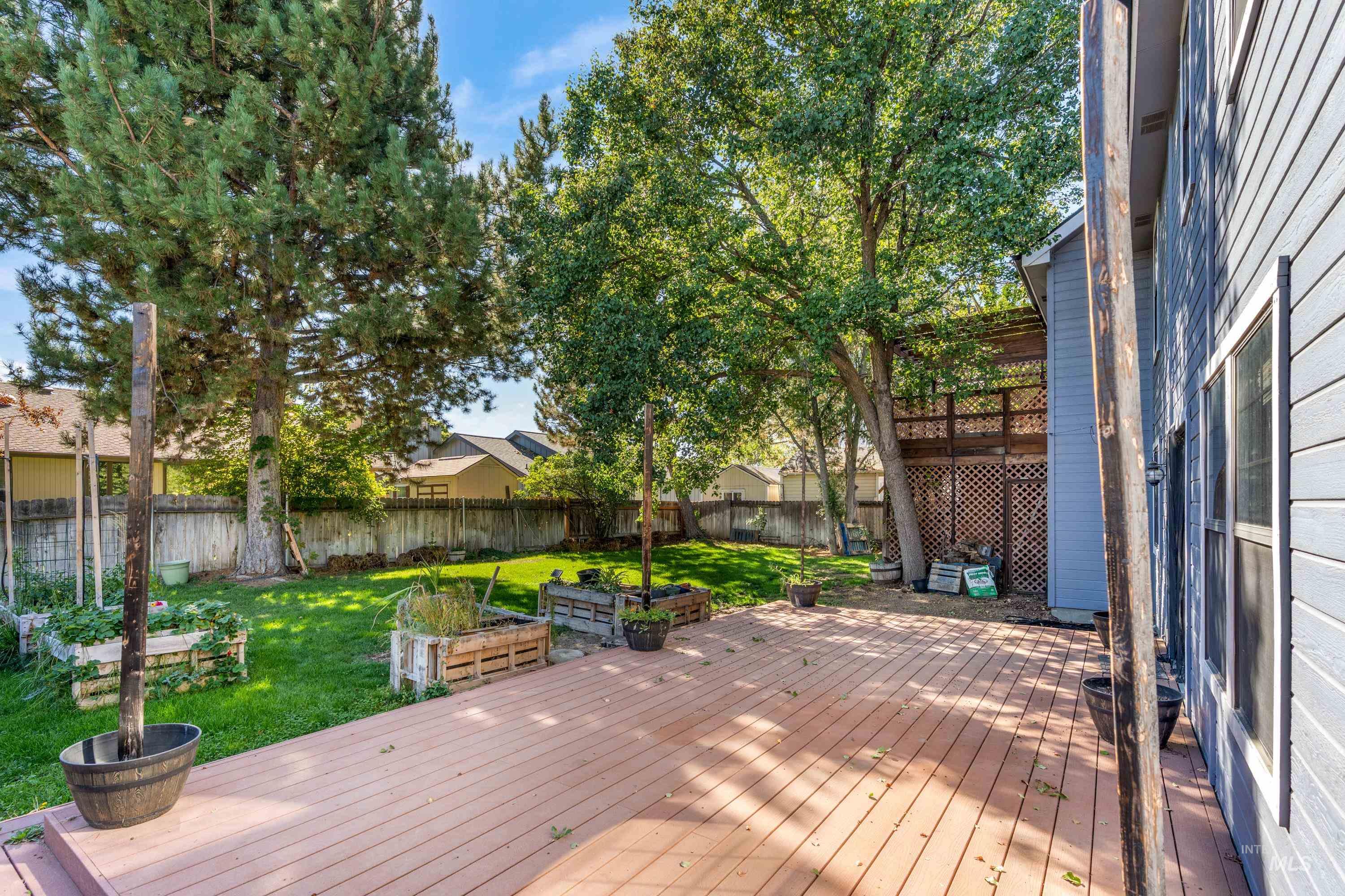 9401 W Stonehill Ct, Boise, Idaho 83709, 5 Bedrooms, 2.5 Bathrooms, Residential For Sale, Price $559,900,MLS 99001647