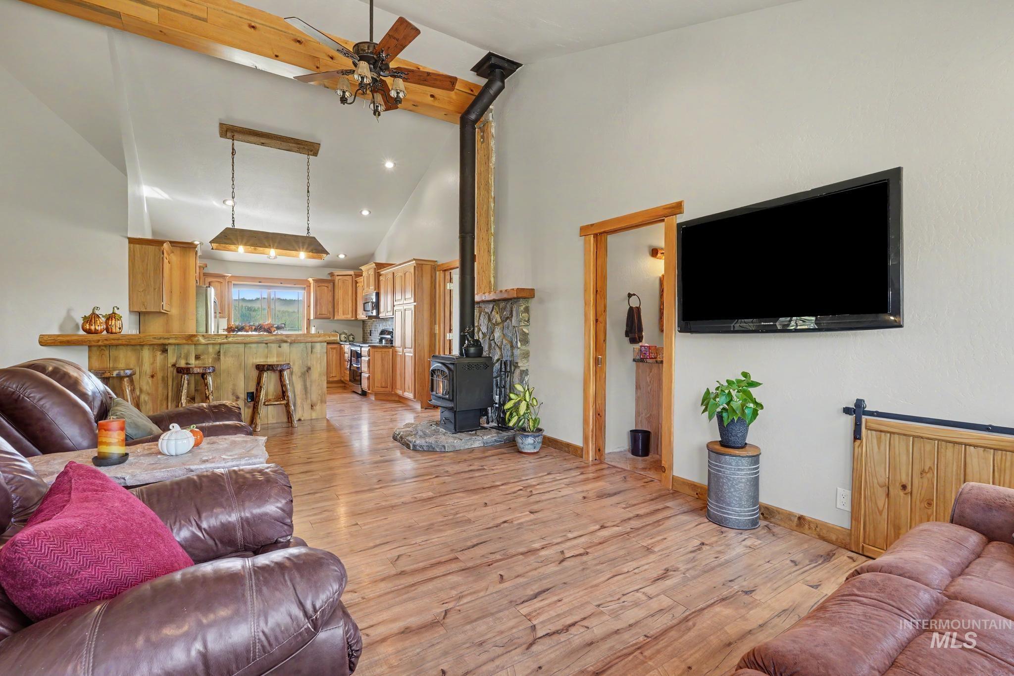 106 Wilderness Lake Rd, High Valley, Idaho 83611, 2 Bedrooms, 2 Bathrooms, Residential For Sale, Price $699,900, 99001649