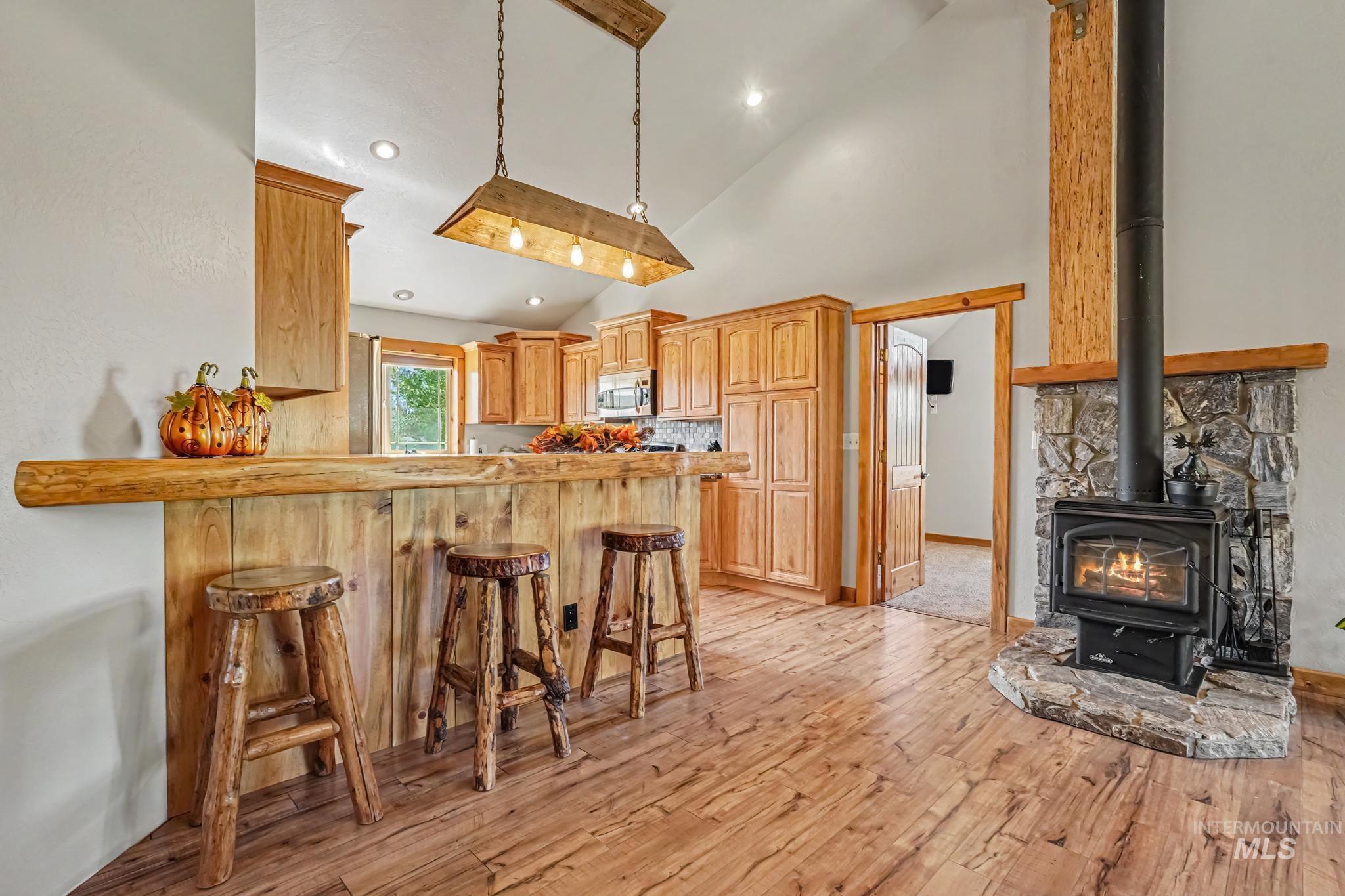 106 Wilderness Lake Rd, High Valley, Idaho 83611, 2 Bedrooms, 2 Bathrooms, Residential For Sale, Price $699,900, 99001649