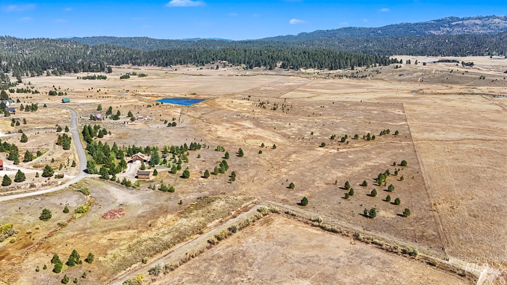 106 Wilderness Lake Rd, High Valley, Idaho 83611, 2 Bedrooms, 2 Bathrooms, Residential For Sale, Price $699,900, 99001649