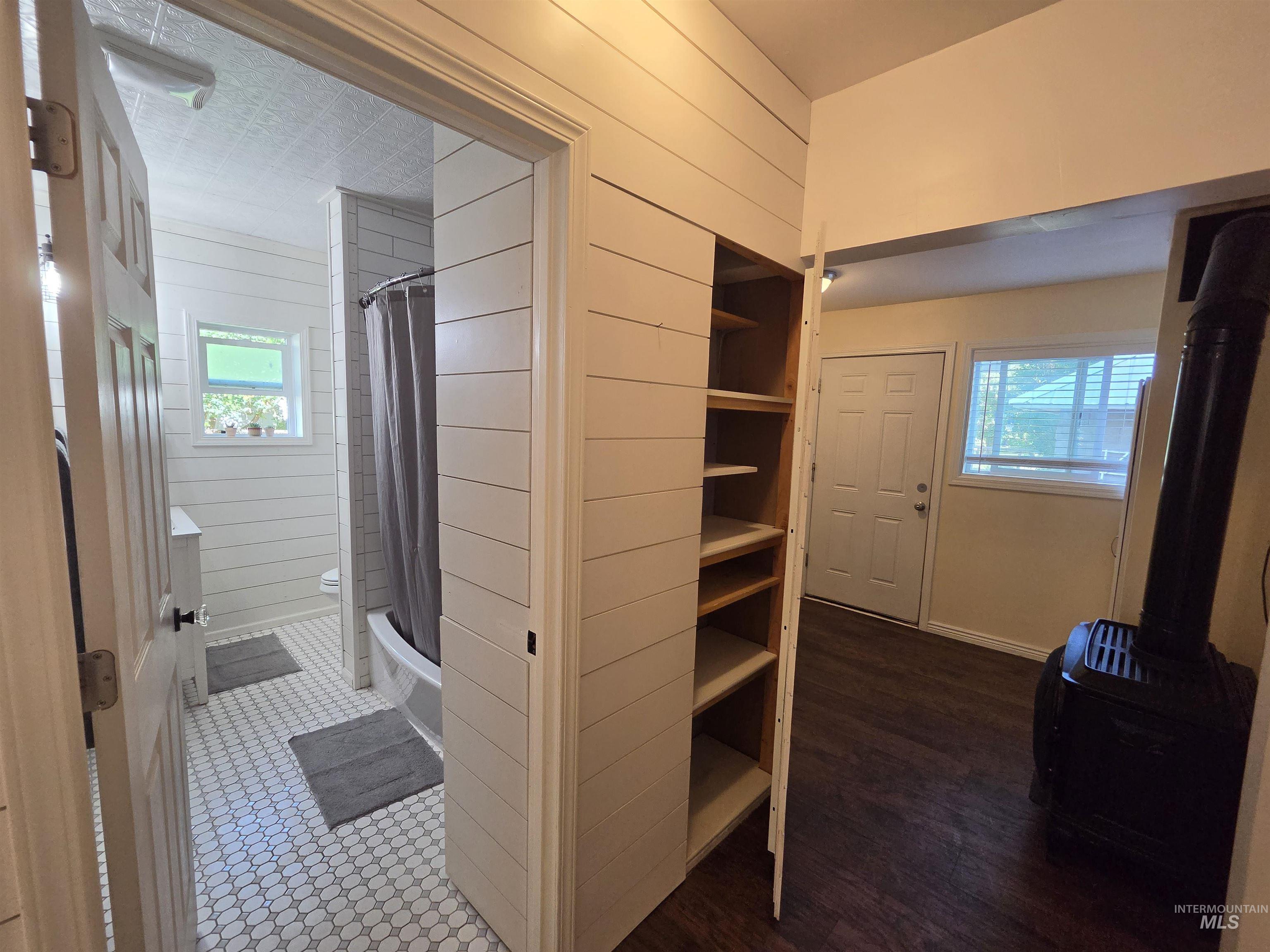 140 S 1st ST, Cambridge, Idaho 83610, 4 Bedrooms, 1.5 Bathrooms, Residential For Sale, Price $315,000,MLS 99001650