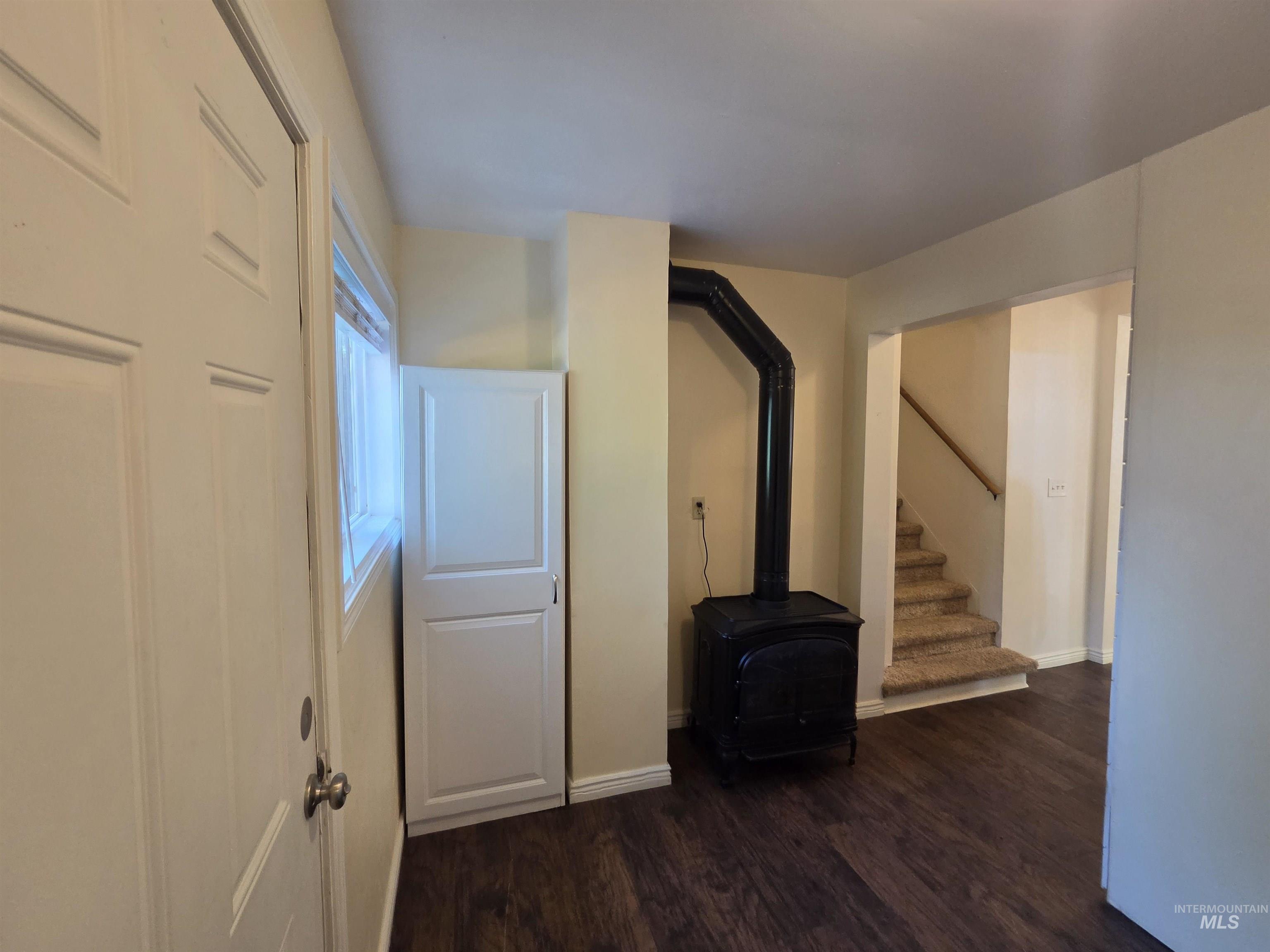 140 S 1st ST, Cambridge, Idaho 83610, 4 Bedrooms, 1.5 Bathrooms, Residential For Sale, Price $315,000,MLS 99001650