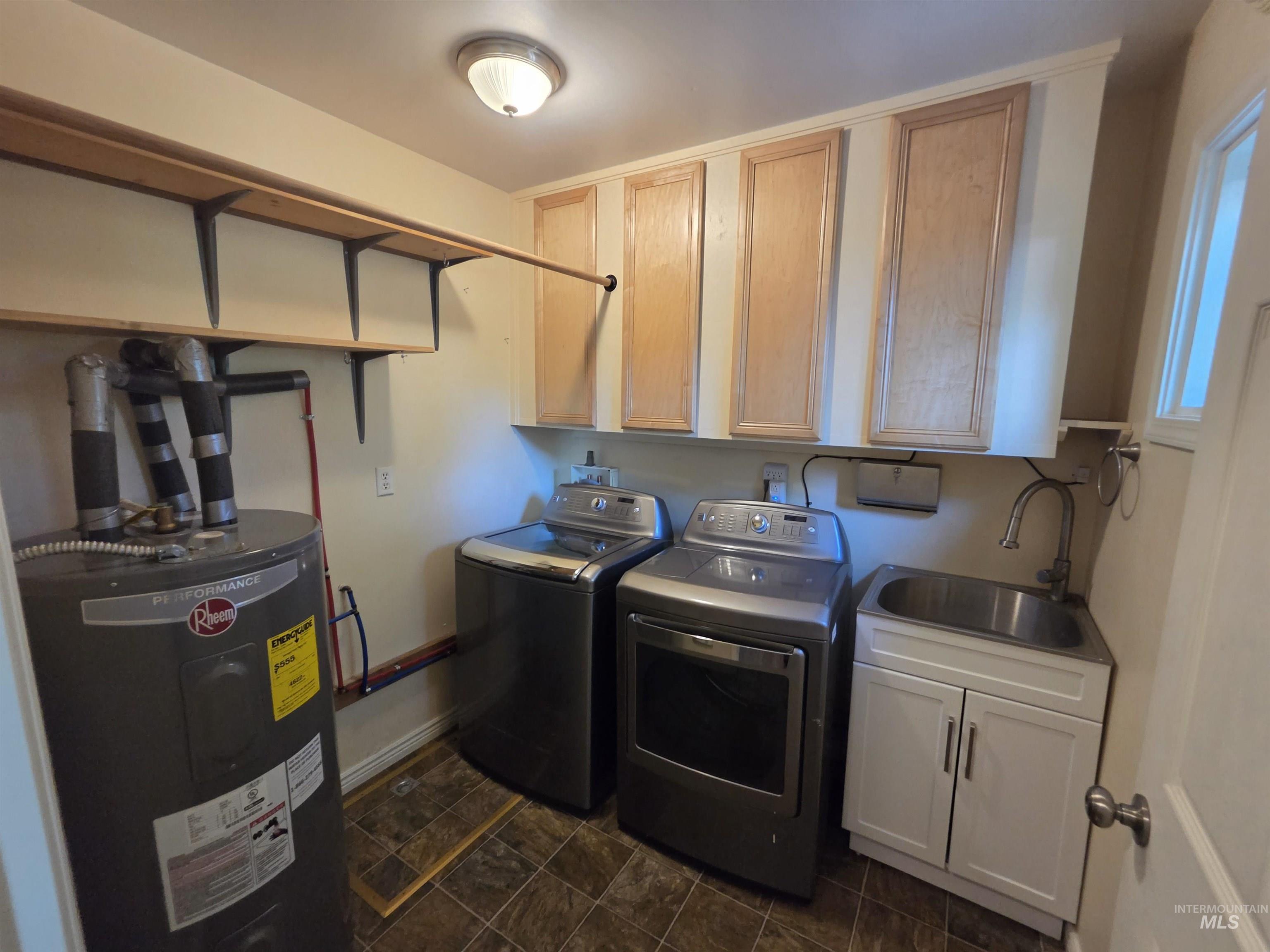 140 S 1st ST, Cambridge, Idaho 83610, 4 Bedrooms, 1.5 Bathrooms, Residential For Sale, Price $315,000,MLS 99001650