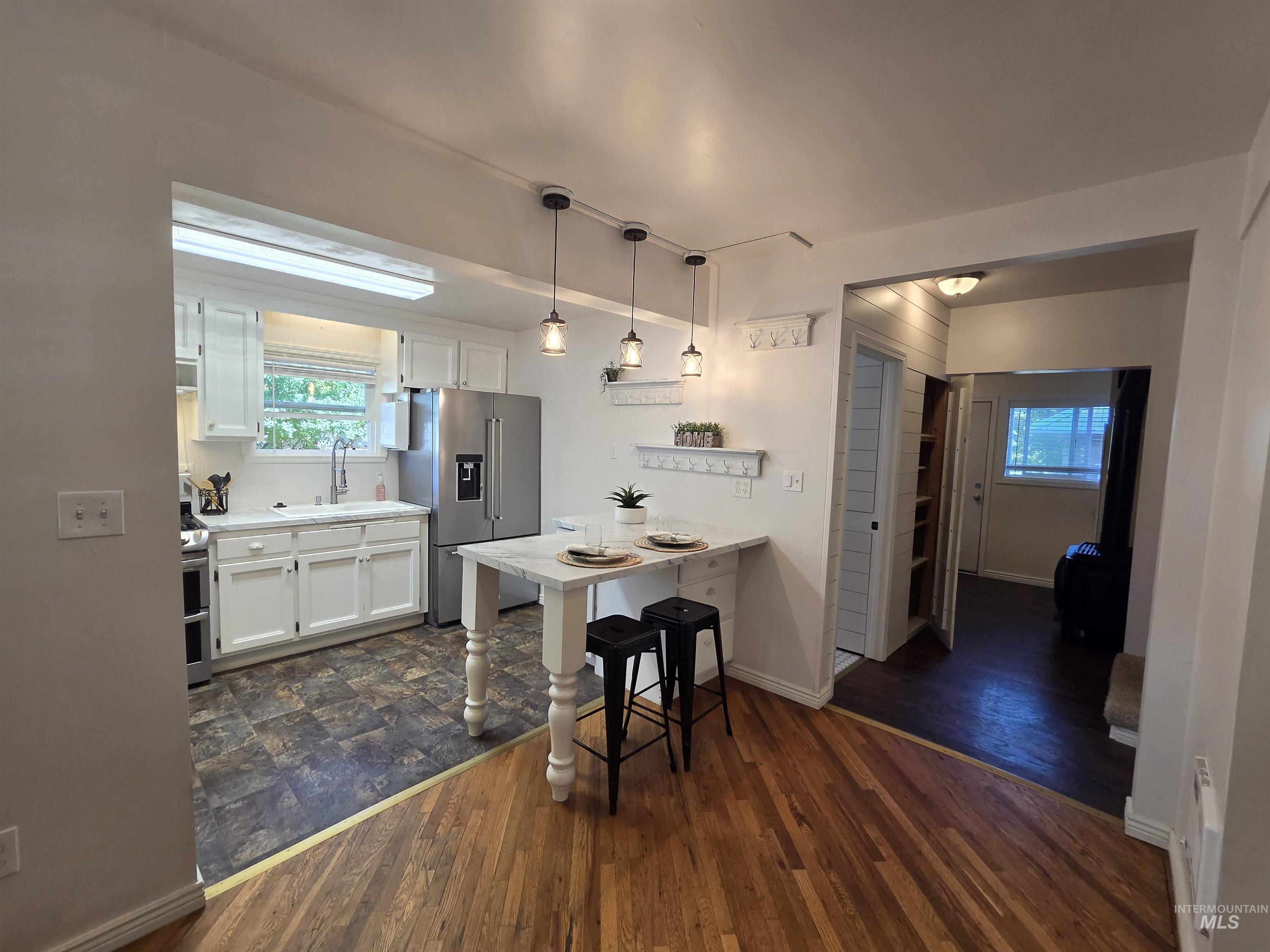 140 S 1st ST, Cambridge, Idaho 83610, 4 Bedrooms, 1.5 Bathrooms, Residential For Sale, Price $315,000,MLS 99001650