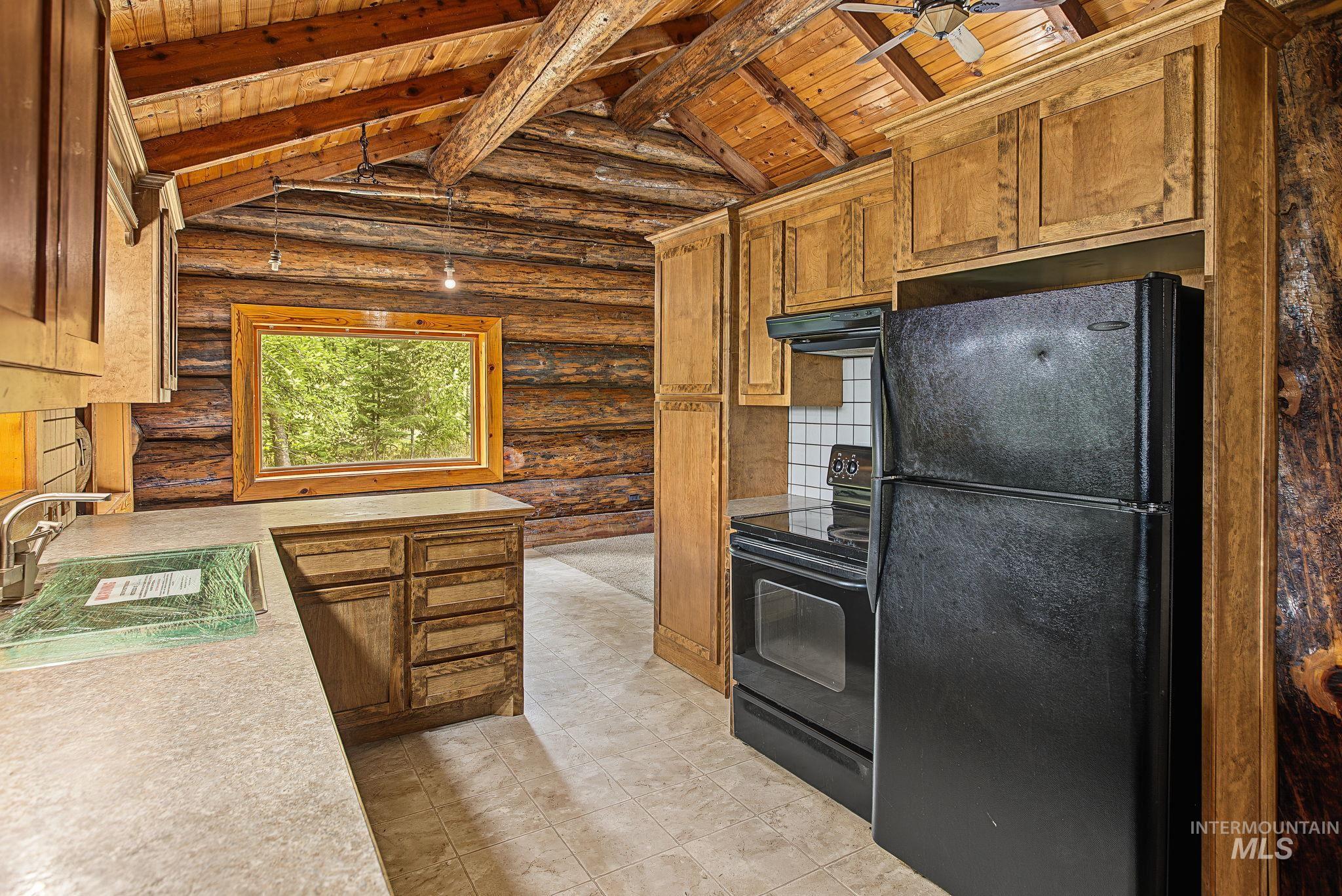 2926 Wells Bench Road, Orofino, Idaho 83544, 3 Bedrooms, 2 Bathrooms, Residential For Sale, Price $406,450, 99001653