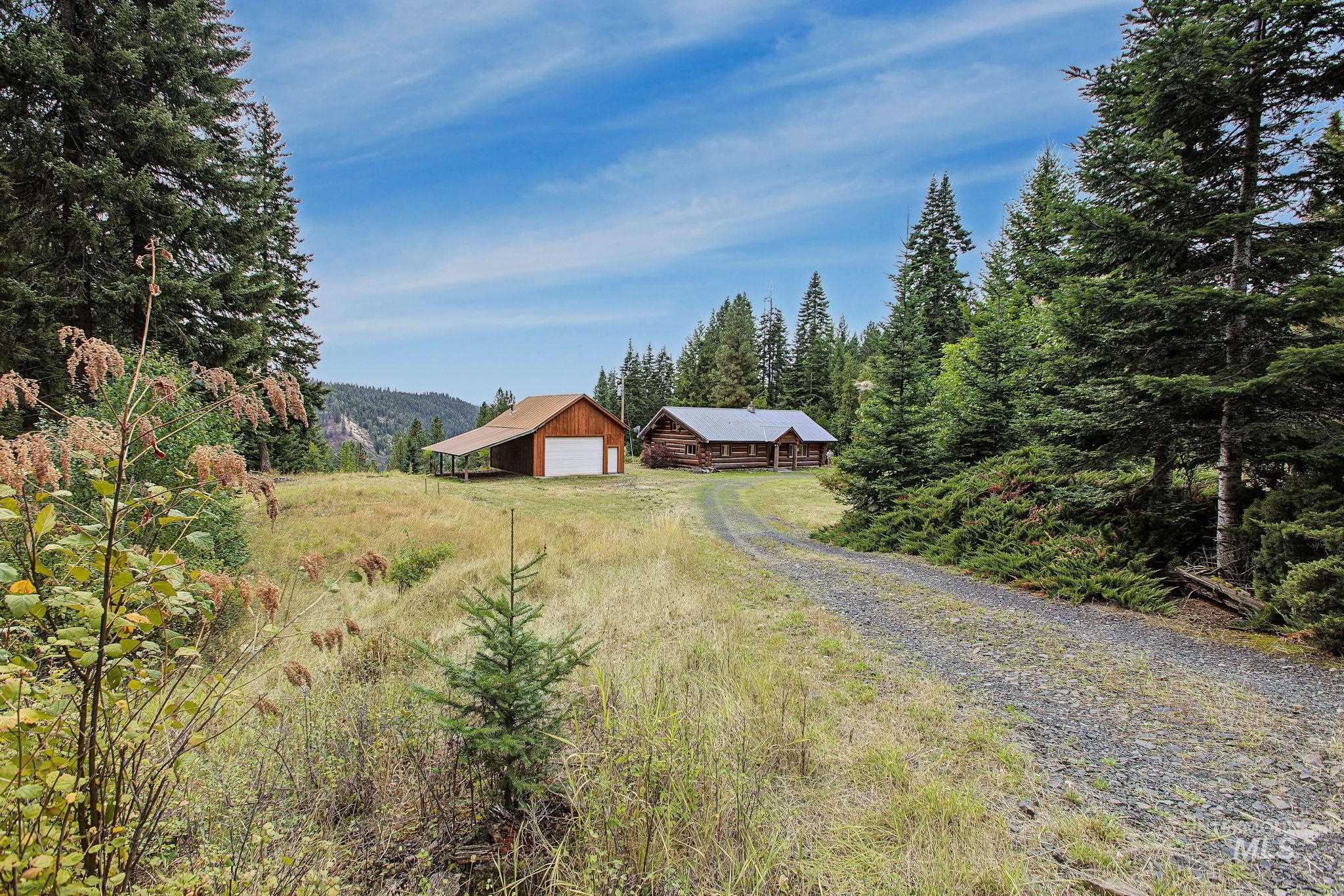 2926 Wells Bench Road, Orofino, Idaho 83544, 3 Bedrooms, 2 Bathrooms, Residential For Sale, Price $406,450, 99001653