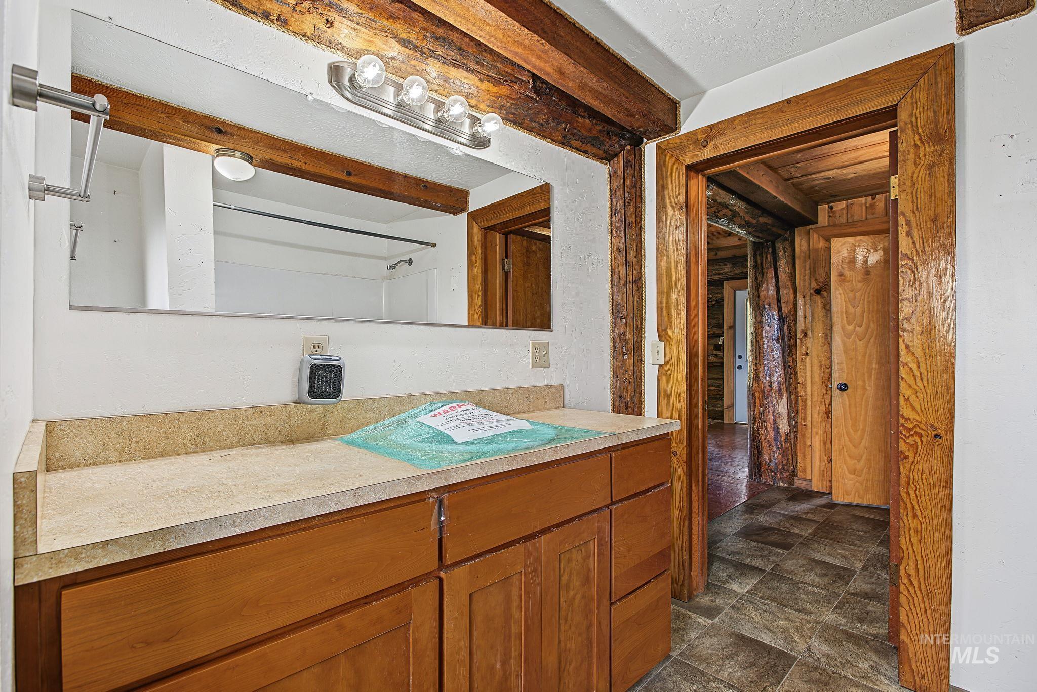 2926 Wells Bench Road, Orofino, Idaho 83544, 3 Bedrooms, 2 Bathrooms, Residential For Sale, Price $406,450, 99001653
