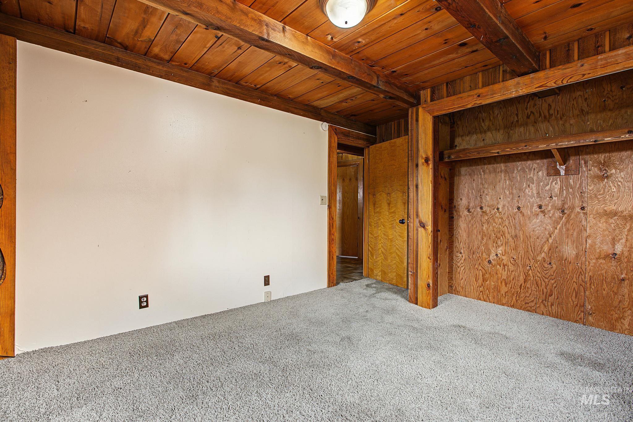 2926 Wells Bench Road, Orofino, Idaho 83544, 3 Bedrooms, 2 Bathrooms, Residential For Sale, Price $406,450, 99001653