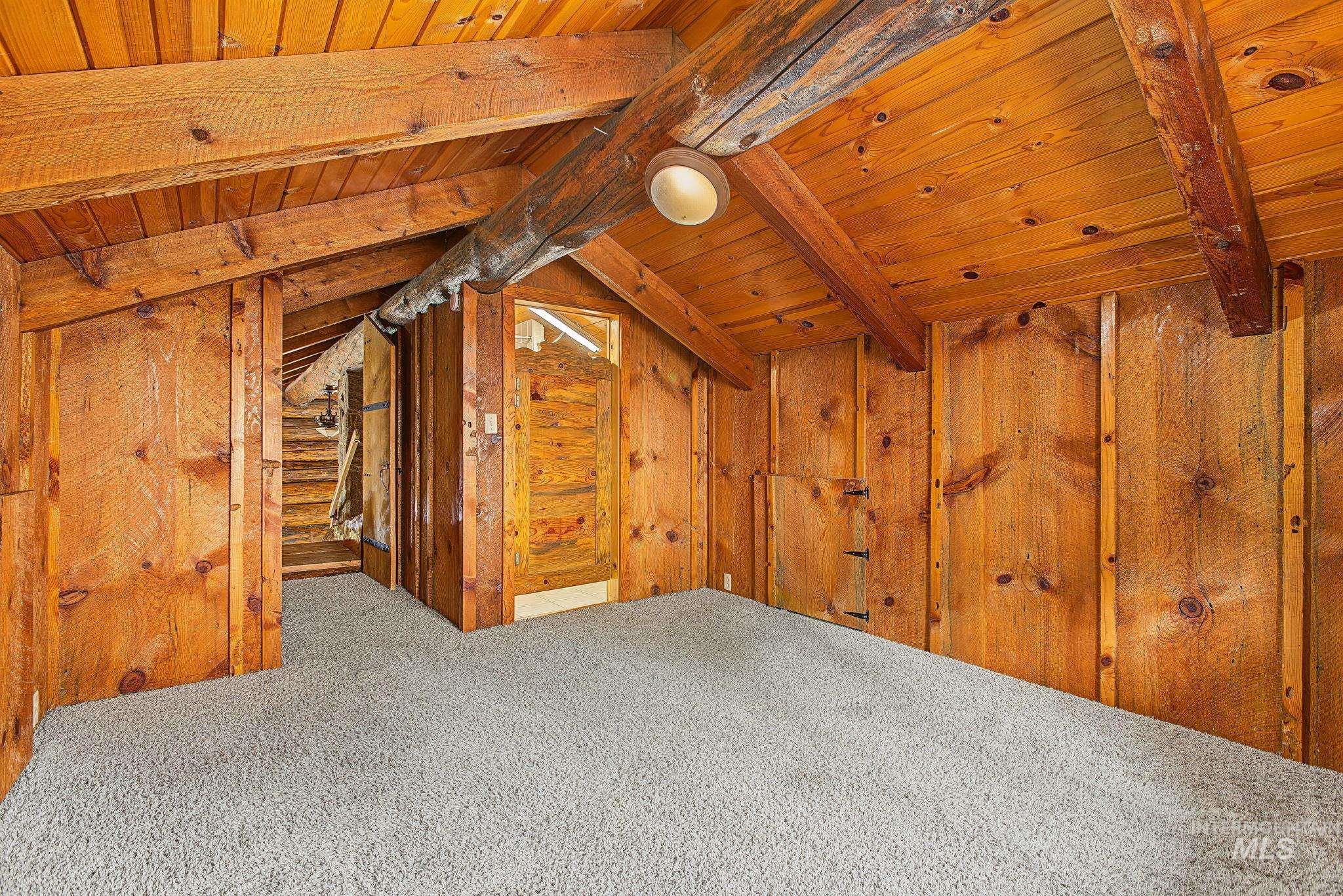 2926 Wells Bench Road, Orofino, Idaho 83544, 3 Bedrooms, 2 Bathrooms, Residential For Sale, Price $406,450, 99001653