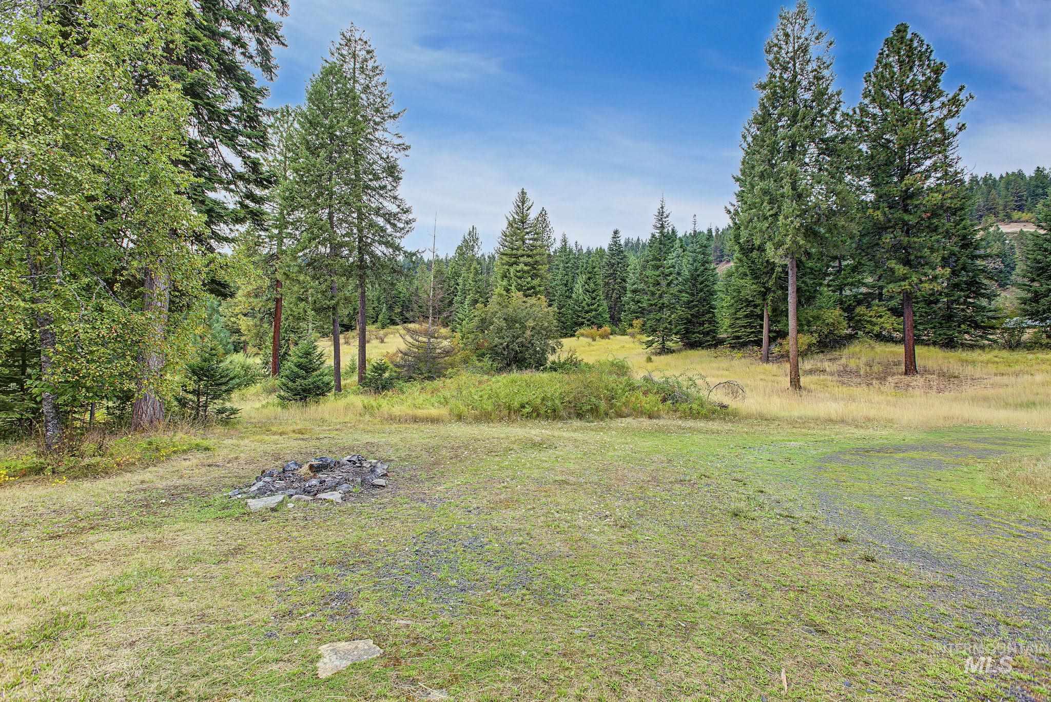 2926 Wells Bench Road, Orofino, Idaho 83544, 3 Bedrooms, 2 Bathrooms, Residential For Sale, Price $406,450, 99001653
