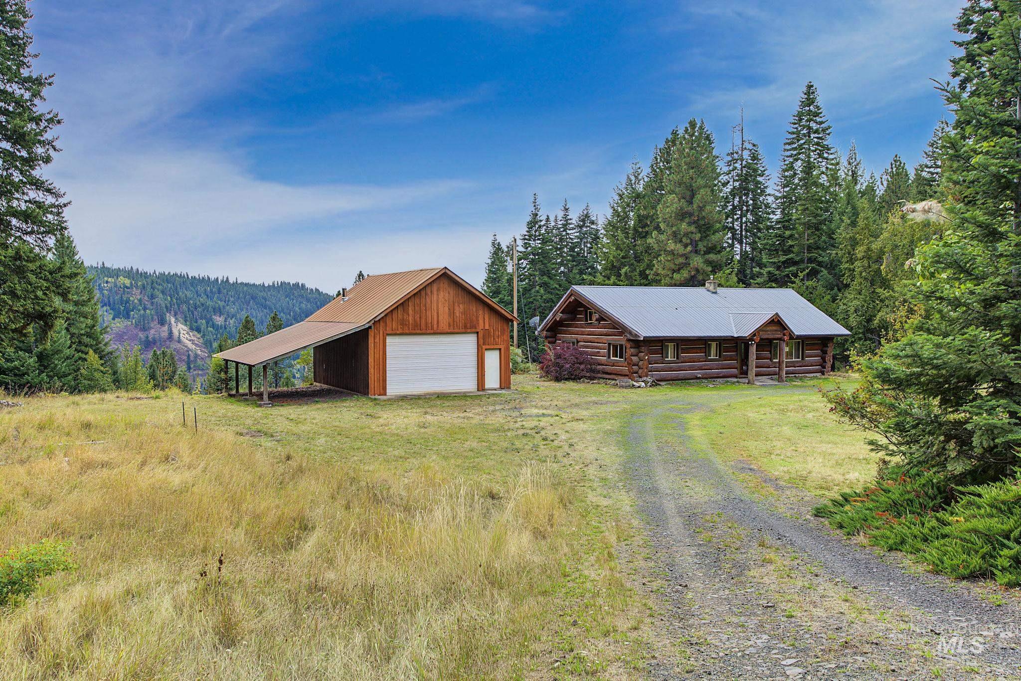 2926 Wells Bench Road, Orofino, Idaho 83544, 3 Bedrooms, 2 Bathrooms, Residential For Sale, Price $406,450, 99001653