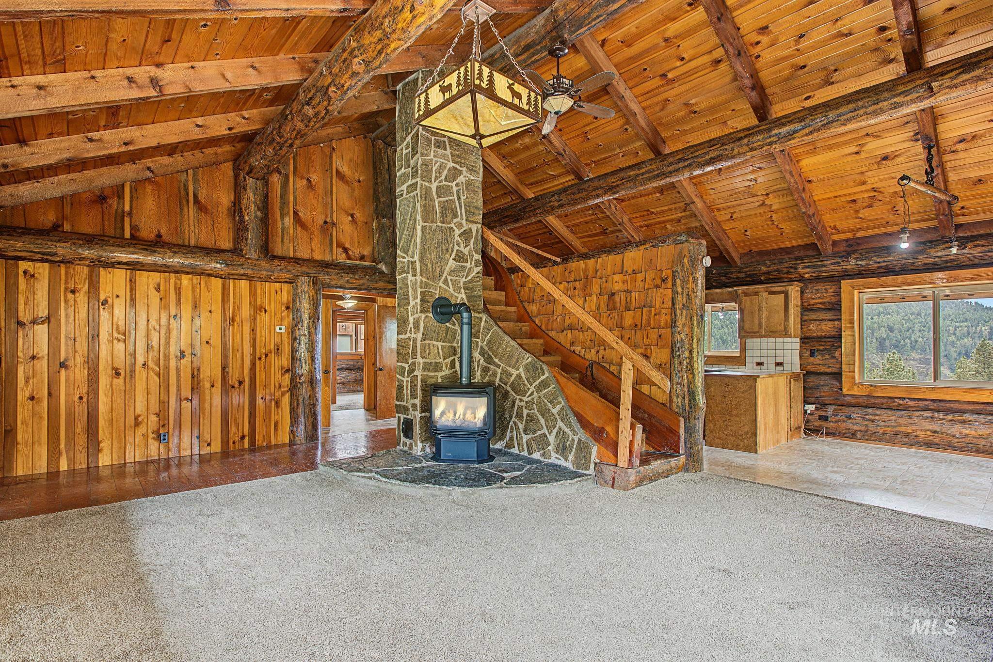 2926 Wells Bench Road, Orofino, Idaho 83544, 3 Bedrooms, 2 Bathrooms, Residential For Sale, Price $406,450, 99001653