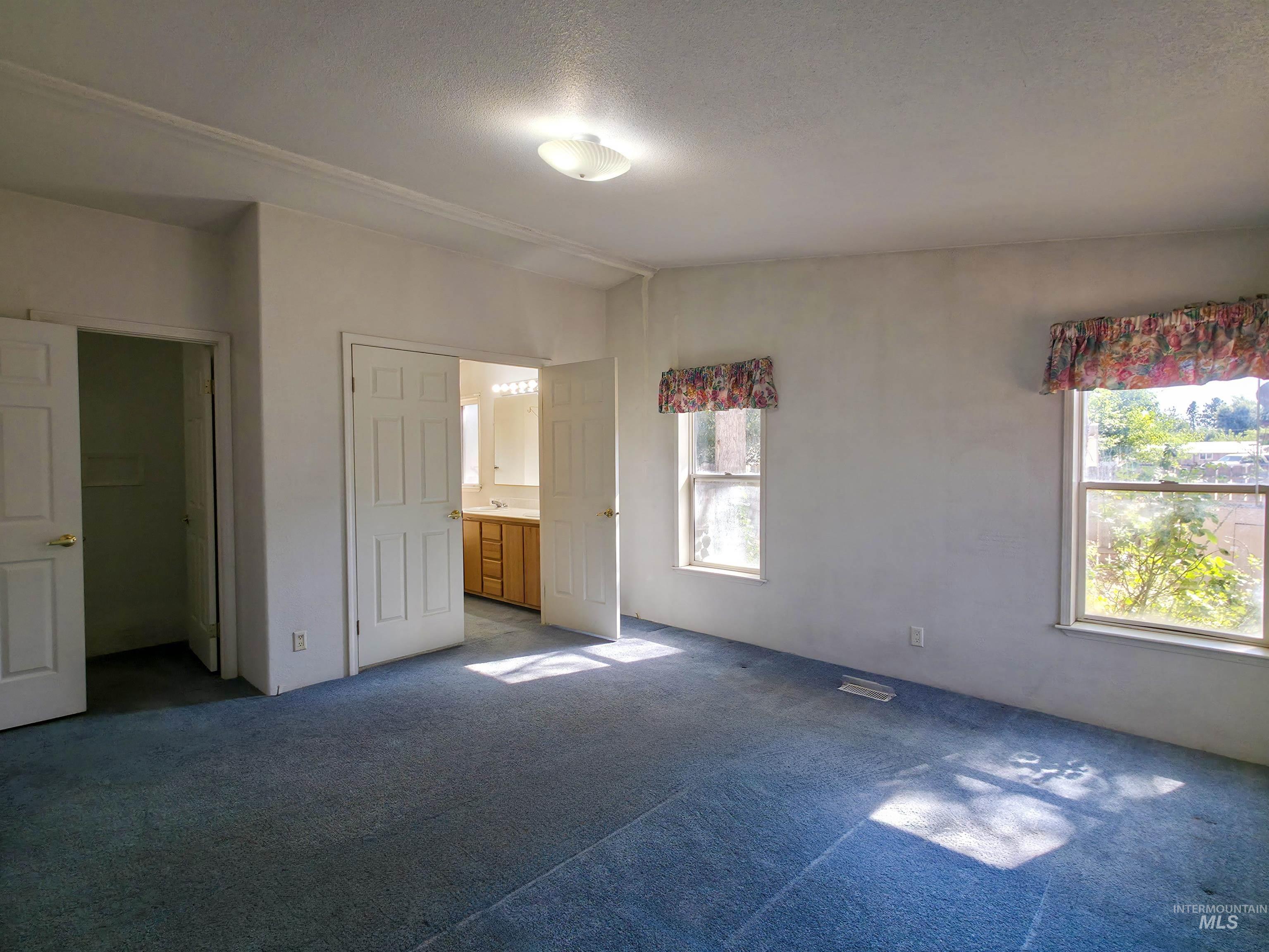 1215 W 7th, Weiser, Idaho 83672, 3 Bedrooms, 2 Bathrooms, Residential For Sale, Price $415,000, 99001655
