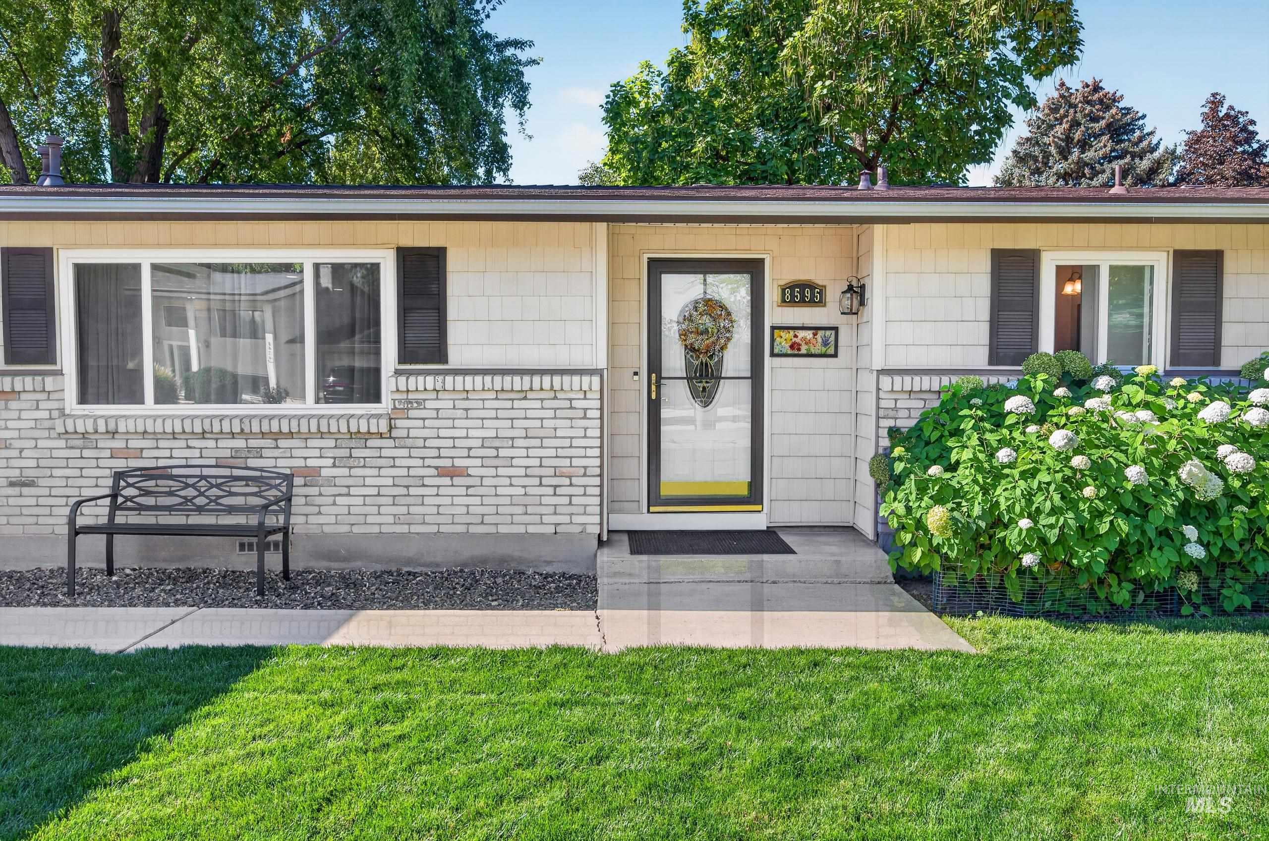 8595 W Westchester Ave, Boise, Idaho 83704, 3 Bedrooms, 2 Bathrooms, Residential For Sale, Price $499,900, 99001657