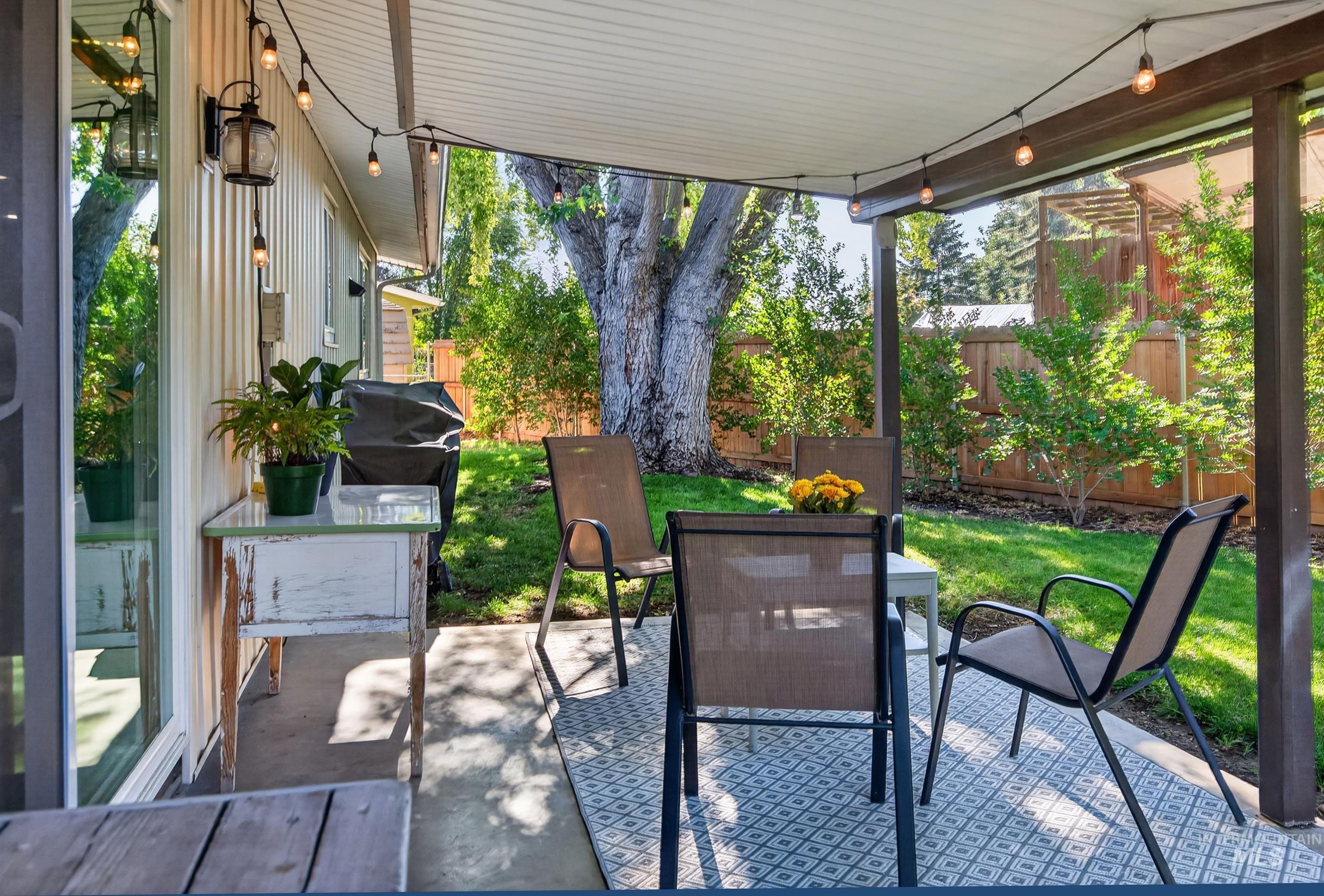 8595 W Westchester Ave, Boise, Idaho 83704, 3 Bedrooms, 2 Bathrooms, Residential For Sale, Price $499,900, 99001657