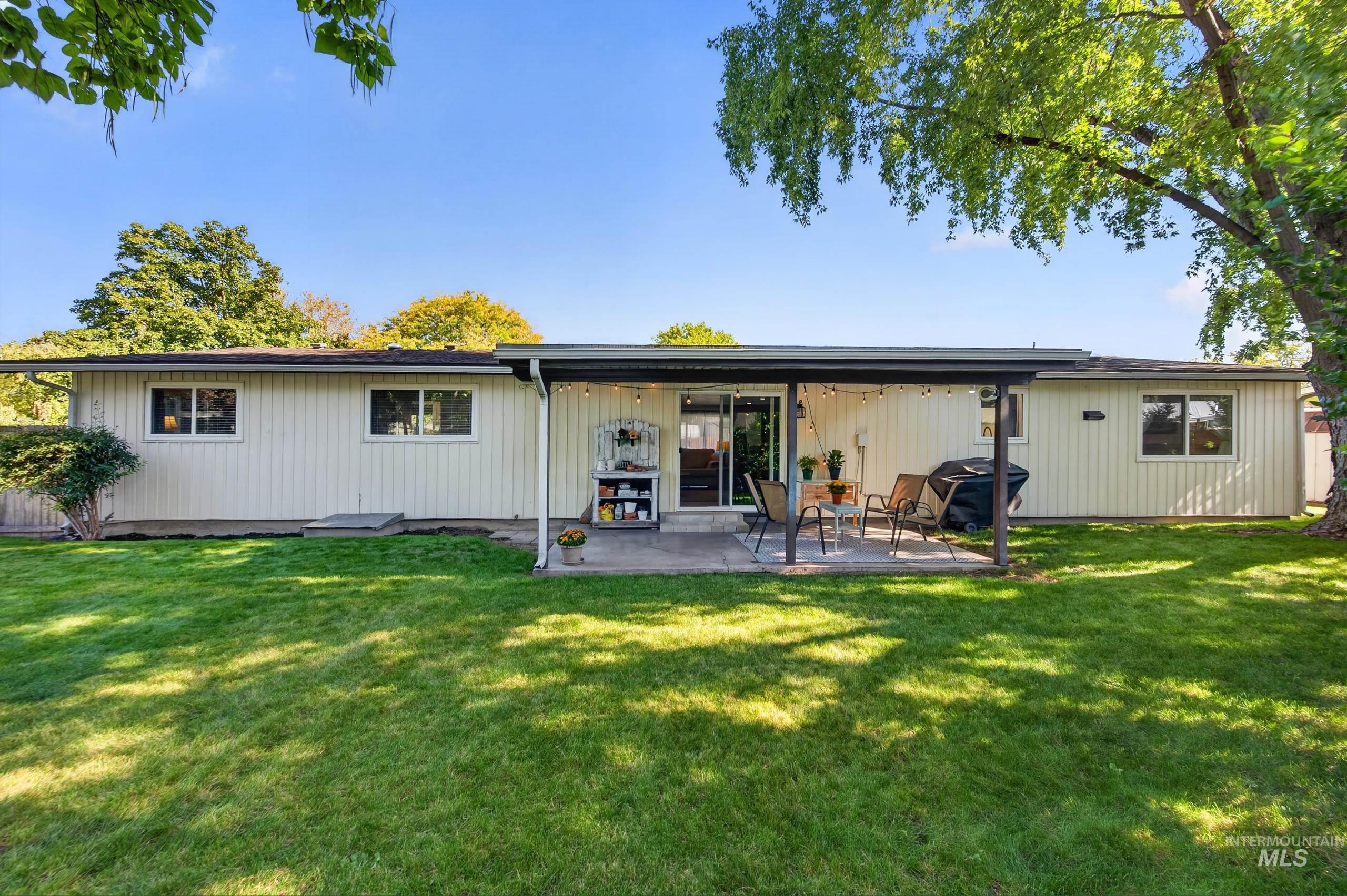 8595 W Westchester Ave, Boise, Idaho 83704, 3 Bedrooms, 2 Bathrooms, Residential For Sale, Price $499,900, 99001657