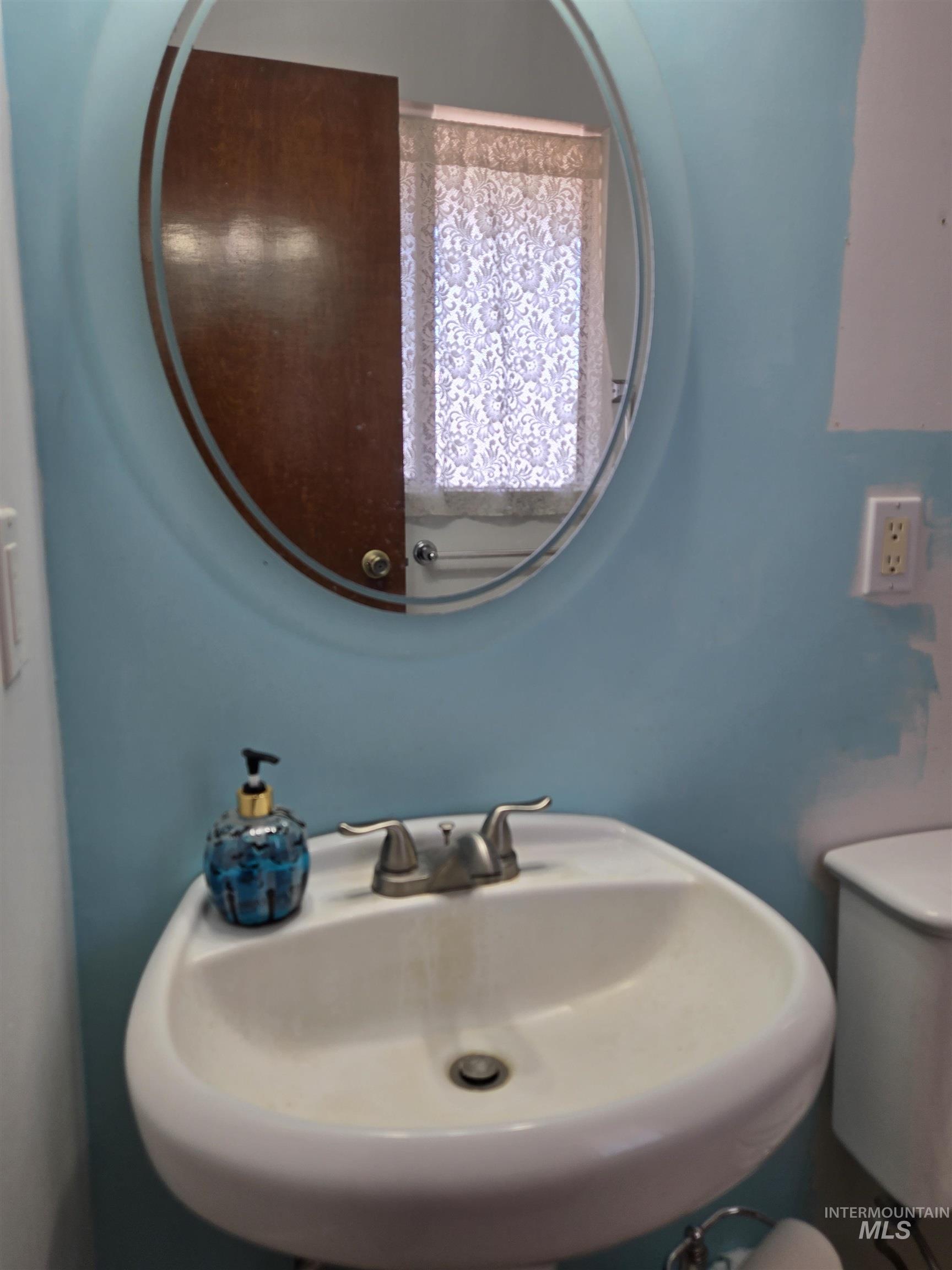2600 NW 2nd Ave, Fruitland, Idaho 83619, 3 Bedrooms, 2.5 Bathrooms, Residential For Sale, Price $425,000, 99001665