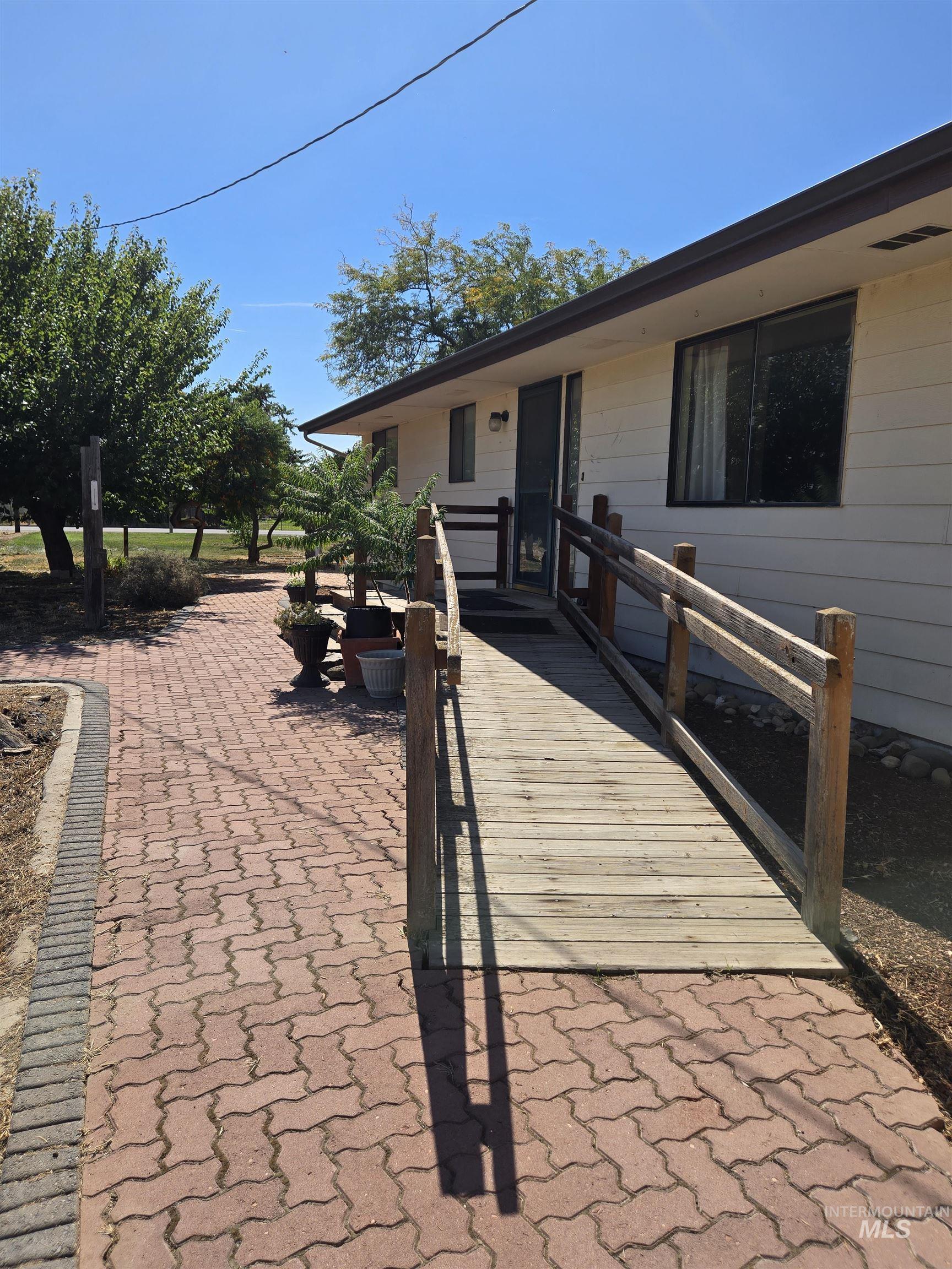 2600 NW 2nd Ave, Fruitland, Idaho 83619, 3 Bedrooms, 2.5 Bathrooms, Residential For Sale, Price $425,000, 99001665