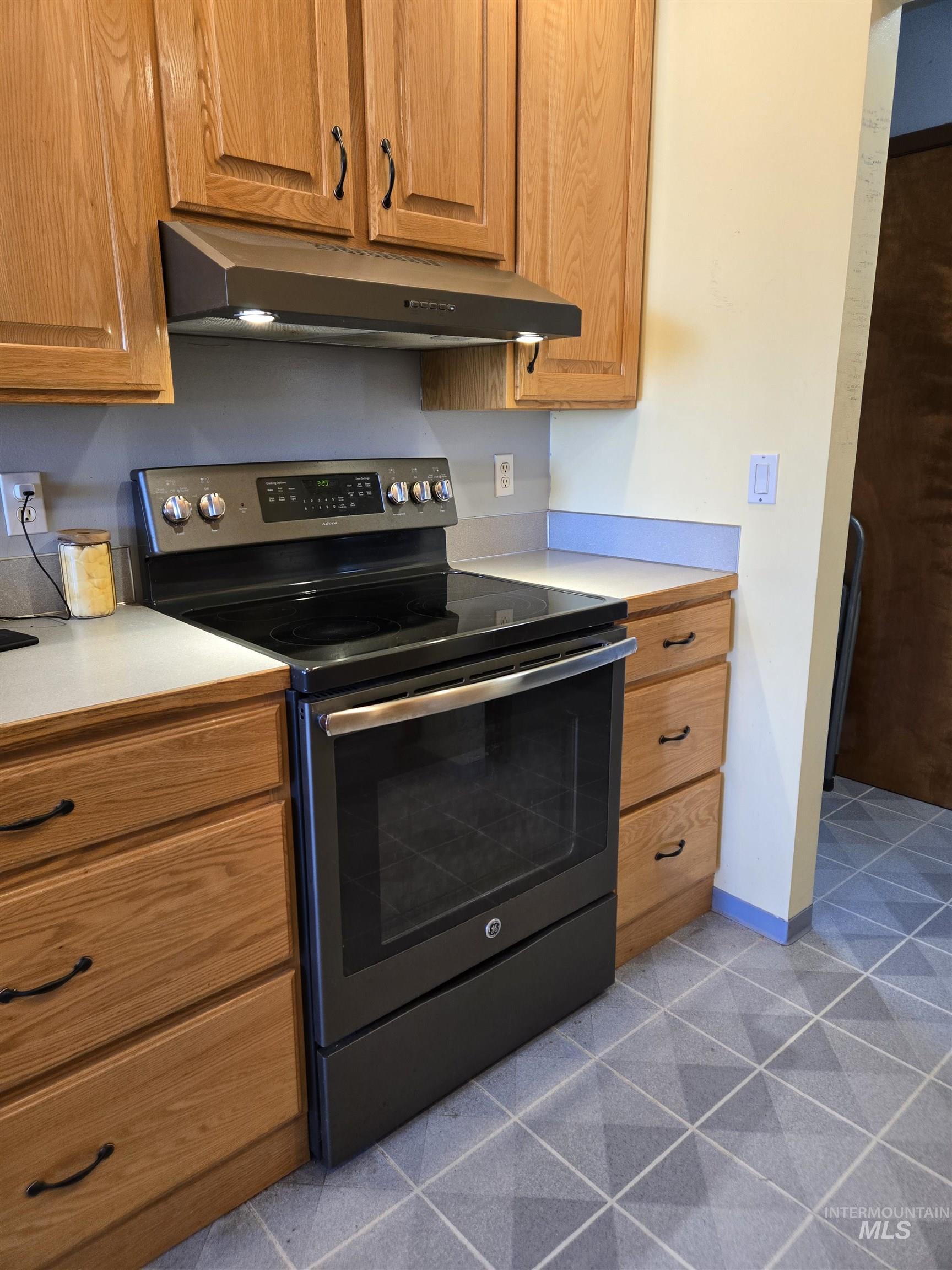 2600 NW 2nd Ave, Fruitland, Idaho 83619, 3 Bedrooms, 2.5 Bathrooms, Residential For Sale, Price $425,000, 99001665