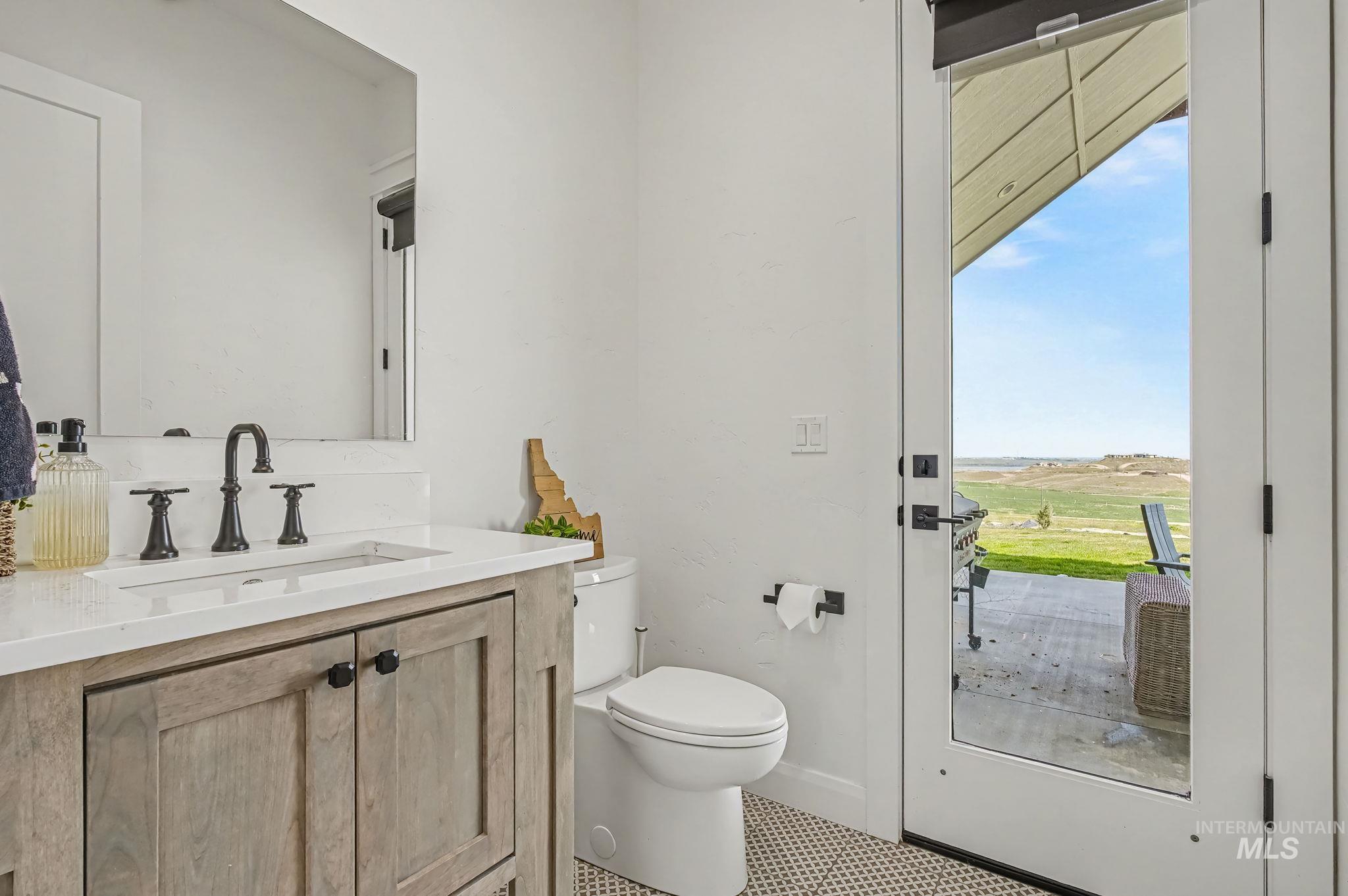 14044 Hipwell Dr, Nampa, Idaho 83686, 5 Bedrooms, 4.5 Bathrooms, Residential For Sale, Price $1,940,000, 99001670