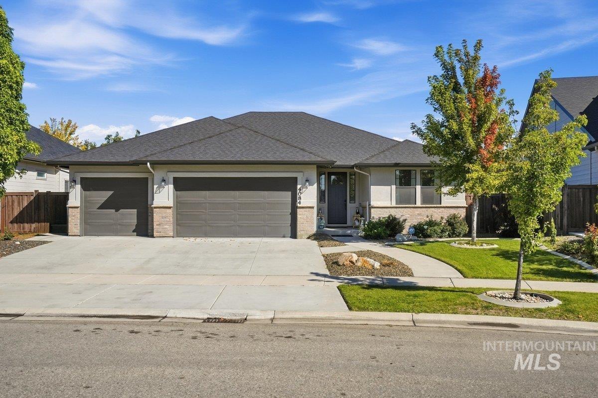 4084 W Silver River St, Meridian, Idaho 83646, 3 Bedrooms, 2.5 Bathrooms, Residential For Sale, Price $565,000,MLS 99001679