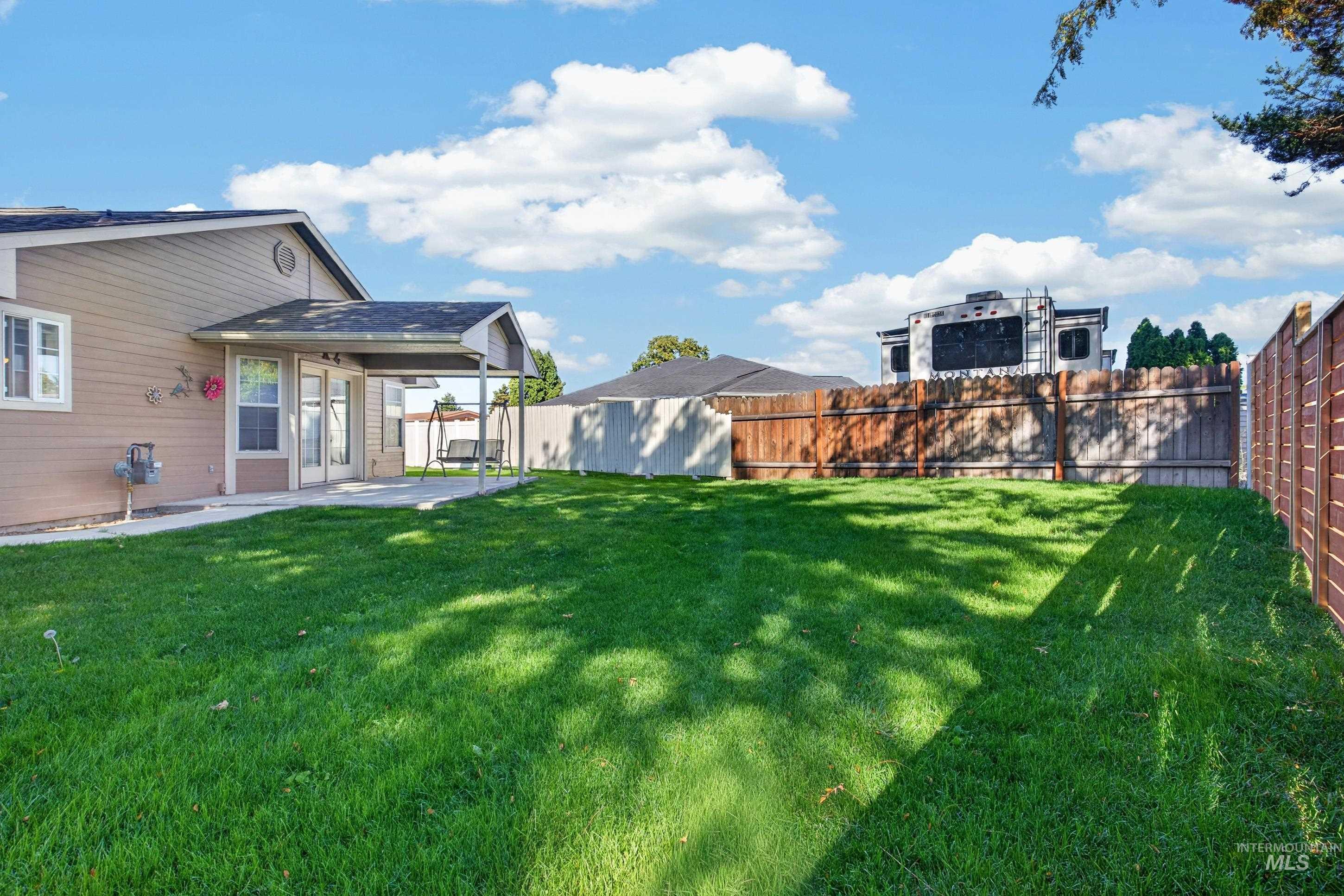 716 W Benton Ave., Nampa, Idaho 83651, 2 Bedrooms, 2 Bathrooms, Residential For Sale, Price $350,000,MLS 99001682